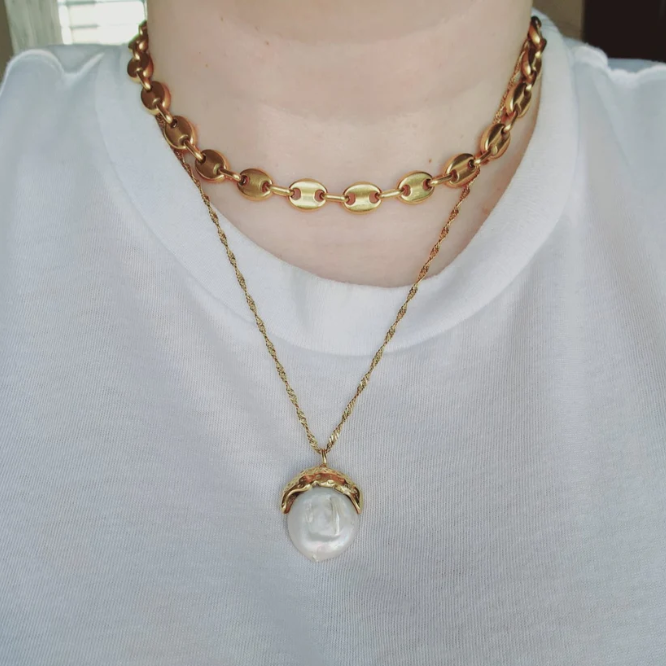 Baroque Jewelry, Waterproof Jewelry Set, Water Resistant Jewelry, water resistance jewelry, vintage jewelry, tarnish free jewelry, Timeless Jewelry, Baroque Necklace, Pearl Jewelry, Minimalist Jewelry, Lifetime jewelry, Jewelry Set, Hypoallergic Jewelry, high quality jewelry, Hello Luxy Jewelry, Gold Plated Jewelry, gold filled jewelry, High End Jewelry, Elegant Jewelry, Delicate Jewelry, boho jewelry, Anti Tarnish Jewelry, Tarnish Free Jewelry, dainty jewelry, simple pearl studs, classy jewelry set