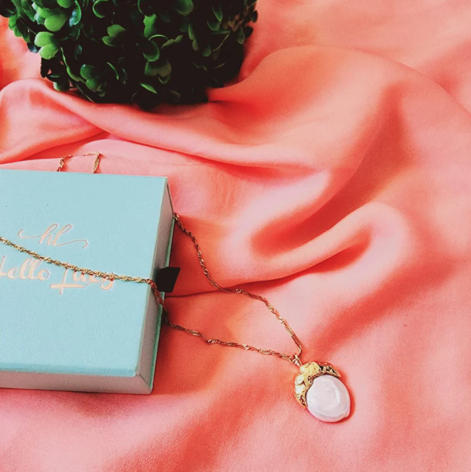 Baroque Jewelry, Waterproof Jewelry Set, Water Resistant Jewelry, water resistance jewelry, vintage jewelry, tarnish free jewelry, Timeless Jewelry, Baroque Necklace, Pearl Jewelry, Minimalist Jewelry, Lifetime jewelry, Jewelry Set, Hypoallergic Jewelry, high quality jewelry, Hello Luxy Jewelry, Gold Plated Jewelry, gold filled jewelry, High End Jewelry, Elegant Jewelry, Delicate Jewelry, boho jewelry, Anti Tarnish Jewelry, Tarnish Free Jewelry, dainty jewelry, simple pearl studs, classy jewelry set