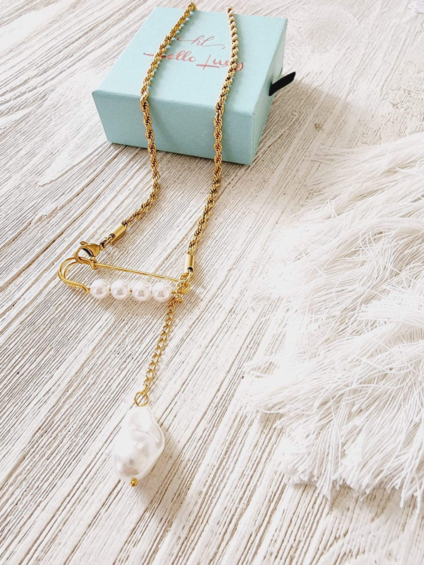 Pearl Necklace, baroque pearl necklace, herringbone necklace, Water Resistant Necklace, Water Resistant Jewelry, Water Resistant jewelry, versatile necklace, Pearl jewelry set, real pearl necklace, pearl necklace meaning, freshwater pearl necklace, pearl necklace set, pearls necklace amazon, fresh water pearls necklace, real pearls necklace, 18k gold plated bold jewelry set, baroque pearls necklace, pearls gold necklace, pearls baroque necklace, Summer Jewelry, tropical glamour