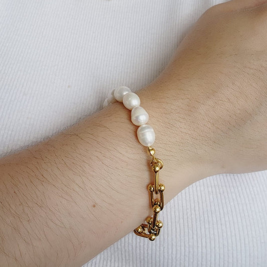 Pearl Necklace, baroque pearl necklace, herringbone necklace, Water Resistant Necklace, Water Resistant Jewelry, Water Resistant jewelry, versatile necklace, Pearl jewelry set, real pearl necklace, pearl necklace meaning, freshwater pearl necklace, pearl necklace set, pearls necklace amazon, fresh water pearls necklace, real pearls necklace, 18k gold plated bold jewelry set, baroque pearls necklace, pearls gold necklace, pearls baroque necklace, Summer Jewelry, tropical glamour