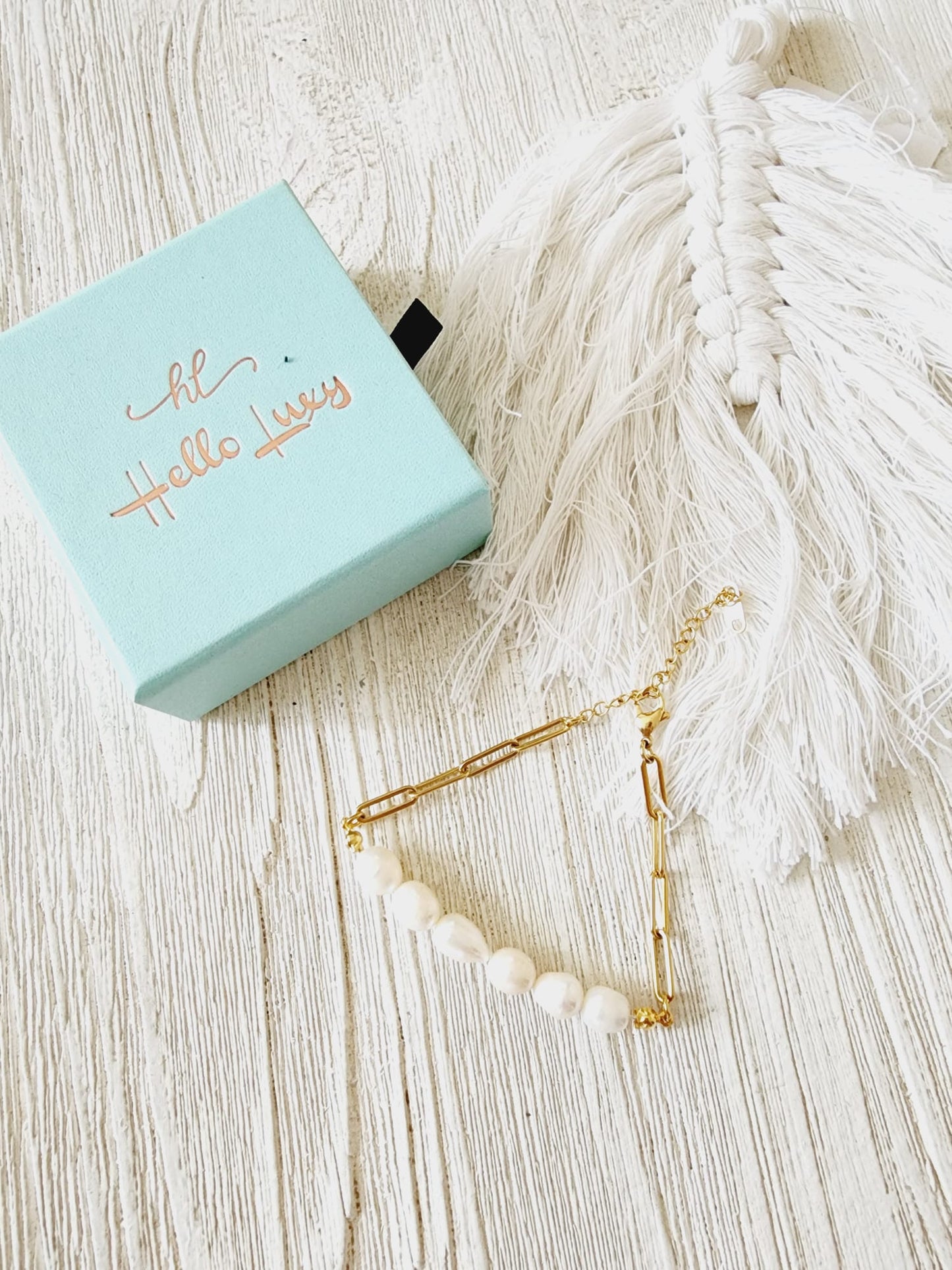 Pearl Bracelet, baroque pearl bracelet, herringbone bracelet, Water Resistant bracelet, Water Resistant Jewelry, Water Resistant jewelry, versatile bracelet, Pearl jewelry set, real pearl bracelet, pearl necklace meaning, freshwater pearl bracelet, pearl bracelet set, pearls bracelet amazon, fresh water pearls bracelet, real pearls bracelet, 18k gold plated bold jewelry set, baroque pearls bracelet, pearls gold link bracelet, pearls baroque bracelet, Summer Jewelry, tropical glamour