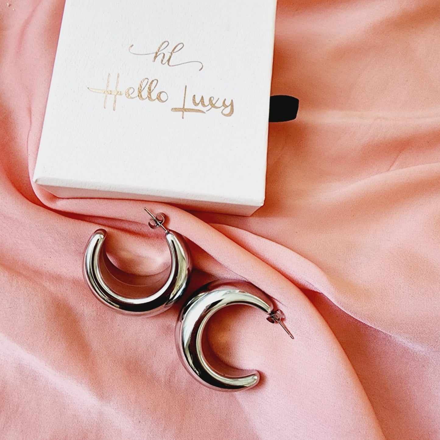 moon hoops, silver hoops, hypoallergenic earrings, Star studs, 18k gold plated earrings, Waterproof earrings, Silver and gold, Durable earrings, Elegant earrings, Timeless design, aesthetic earrings, timeless earrings, Fashion accessories, Stylish jewelry, stylish earrings, Versatile jewelry, Bold Earrings, Bold hoops, chunky hoops, chunky earrings,