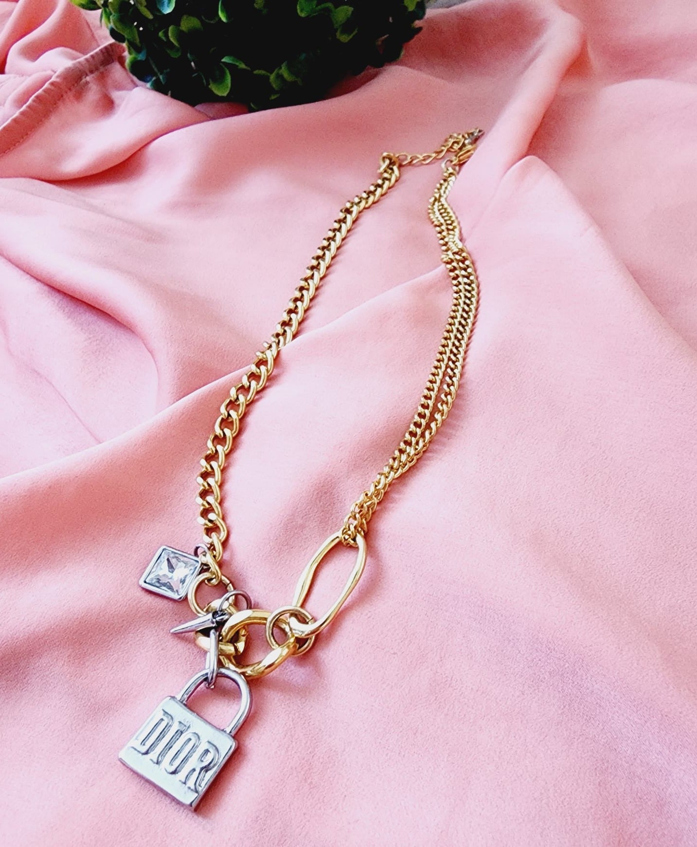Edgy Double tone Necklace, Lock Famous Necklace, Two Tone Waterproof Necklace, Two Tone Cuban Necklace, Two tone cuban chain, Lock Silver Chain, Lock Pendant and Necklace, Dior Dupe Necklace, Water Resistant Necklace, Water Resistant Jewelry, Vintage two tone Necklace, Double tone Vintage Necklace, Water Resistant, water resistance jewelry, Bold Jewelry Gift, Bold Jewelry, Vintage Bold Necklace