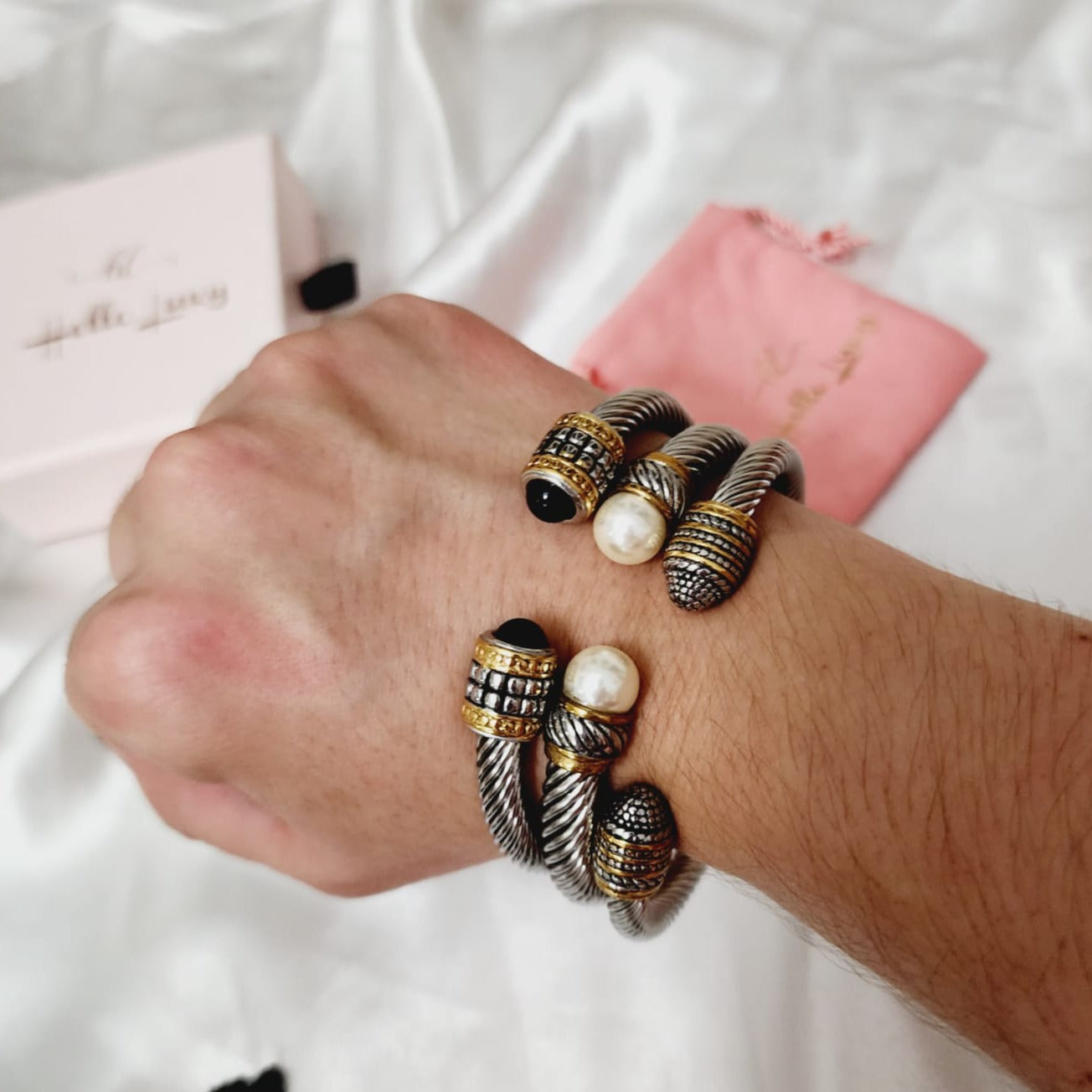 Two Tone Bracelets, Vintage two tone bracelets, Two tone Bangles, Solid Gold Bangles, Solid Silver Bangle, Textured bangles, classy two tone bangles, 18k waterproof bangles, 18k gold waterproof bangles, long lasting bracelets, long lasting vintage jewelry, christmas gift for her, timeless bracelets, timeless waterproof