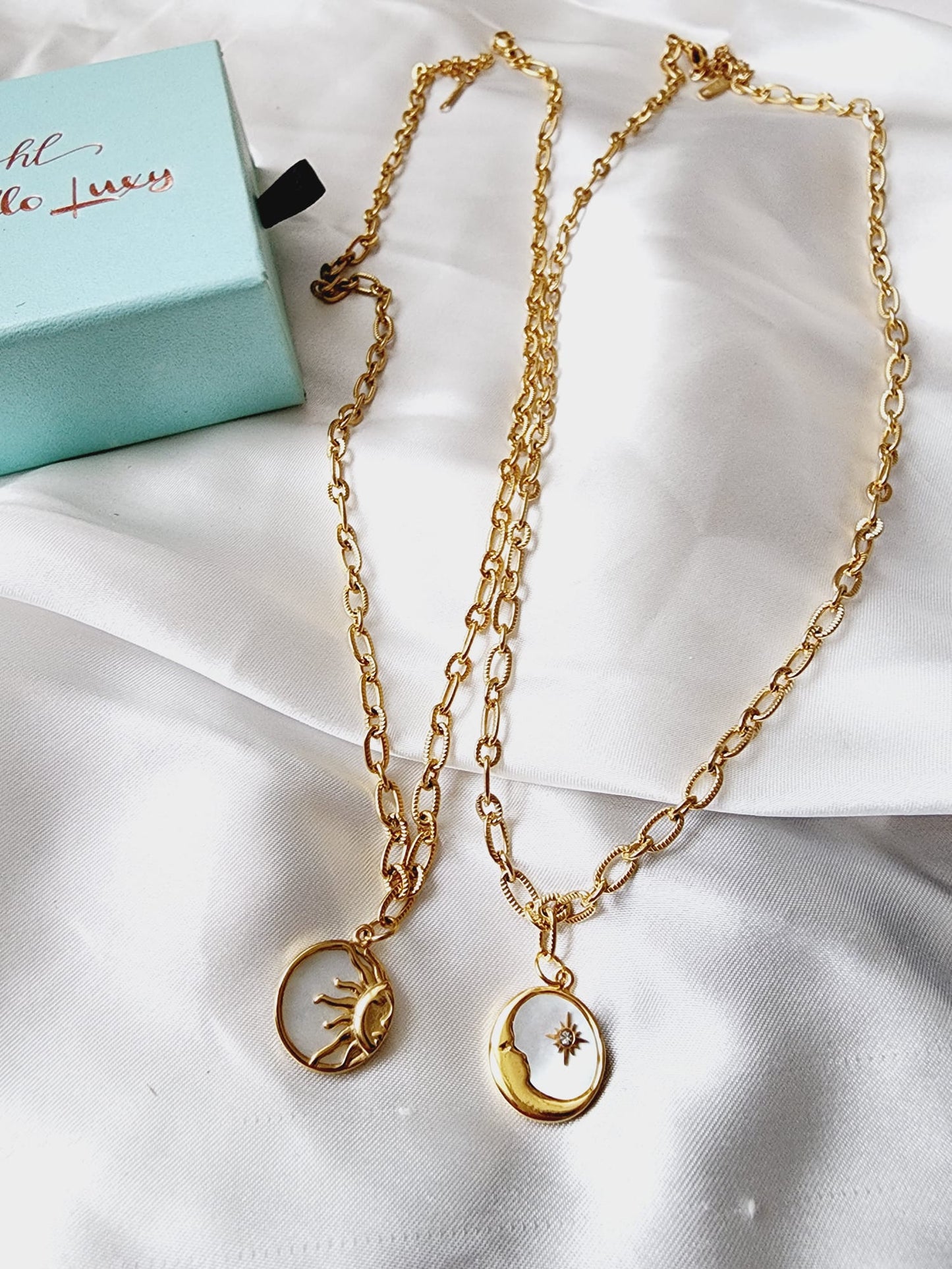 Pearl Necklace Water Resistant Necklace Water Resistant Jewelry Water Resistant water resistance jewelry Vintage Style Vintage Set Vintage Outfit Vintage Necklaces Vintage Necklace Vintage Multilayered Necklaces Vintage Multilayered Vintage Modern Jewelry vintage lovers gift vintage lovers