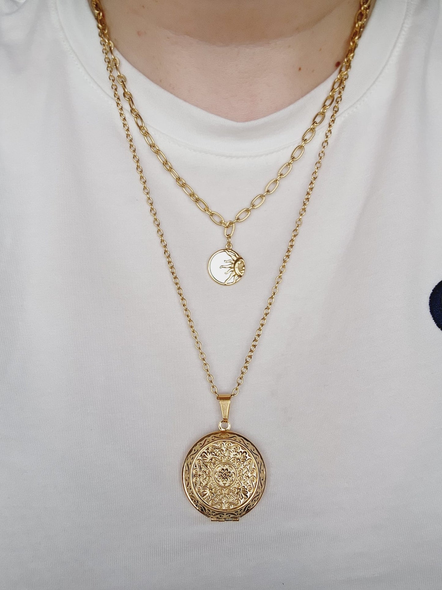 Pearl Necklace Water Resistant Necklace Water Resistant Jewelry Water Resistant water resistance jewelry Vintage Style Vintage Set Vintage Outfit Vintage Necklaces Vintage Necklace Vintage Multilayered Necklaces Vintage Multilayered Vintage Modern Jewelry vintage lovers gift vintage lovers