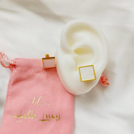 Vintage studs, Bold Circular Studs, Bold pearl studs, hypoallergenic earrings, 18k gold plated earrings, Waterproof earrings, Silver and gold, Durable earrings, Elegant earrings, Timeless design, aesthetic earrings, timeless earrings, stylish earrings, Versatile jewelry, Bold Earrings, Bold studs, chunky studs, chunky earrings