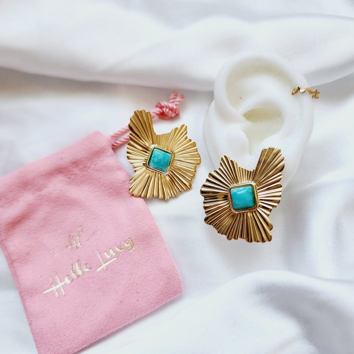 18KG geometric pattern blue stone statement stainless steel earrings, fan earrings, silver earrings, hypoallergenic earrings, fan maxi studs, 18k gold plated earrings, Waterproof earrings, Silver and gold, Durable earrings, Elegant earrings, Timeless design, aesthetic earrings, timeless earrings