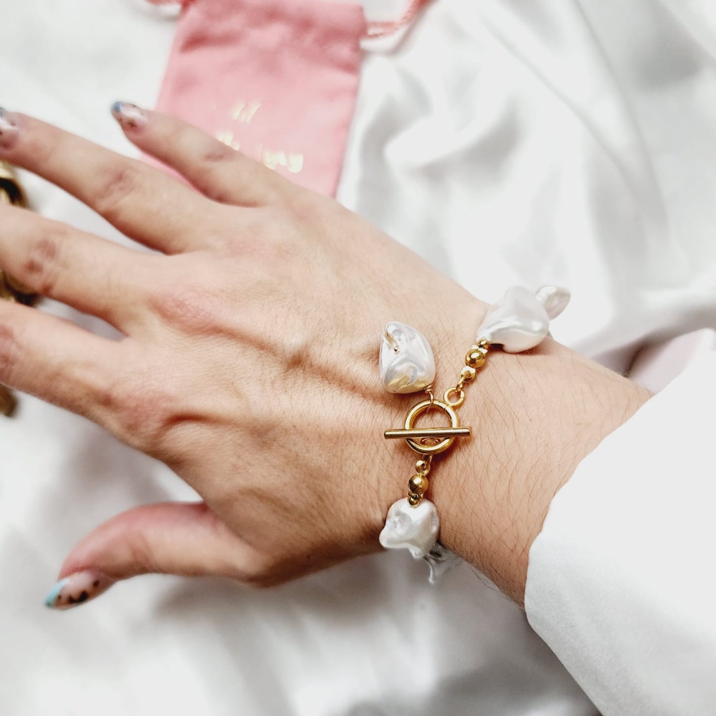 Pearl Summer bracelet, Sea Shell Star Bracelet, Nacar Bracelet, Gold Cuban Link Bracelet for Women Men, 7mm Wide 14K Gold / 18K Gold / White Gold Plated Diamond Cut Curb Chain Bracelets for Women, Hip Hop14K Gold Plated Finished Miami Cuban Link, electroplated the 14K gold bracelet, Tarnish free bold bracelet, 15mm Miami Curb Cuban Link Chain Bracelet 24k Real Gold Plated, Lifetime Jewelry, waterproof Gold Plated Bracelet