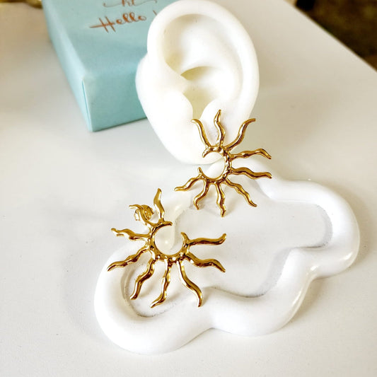 Sun earrings, Gold celestial earrings, Sun and star jewelry, Boho statement earrings,
Unique sun earrings, Sunburst earrings, Celestial jewelry, Star and heart earrings,
Bohemian jewelry style, Gold sun earrings, Dangling celestial earrings, Statement earrings for women, Sun and moon earrings, Vintage-inspired earrings, Spiritual jewelry,
Sun charm earrings, Astrology-inspired jewelry, Durable earrings, Elegant earrings, Timeless design, aesthetic earrings, timeless earrings, Fashion accessories, Stylish je