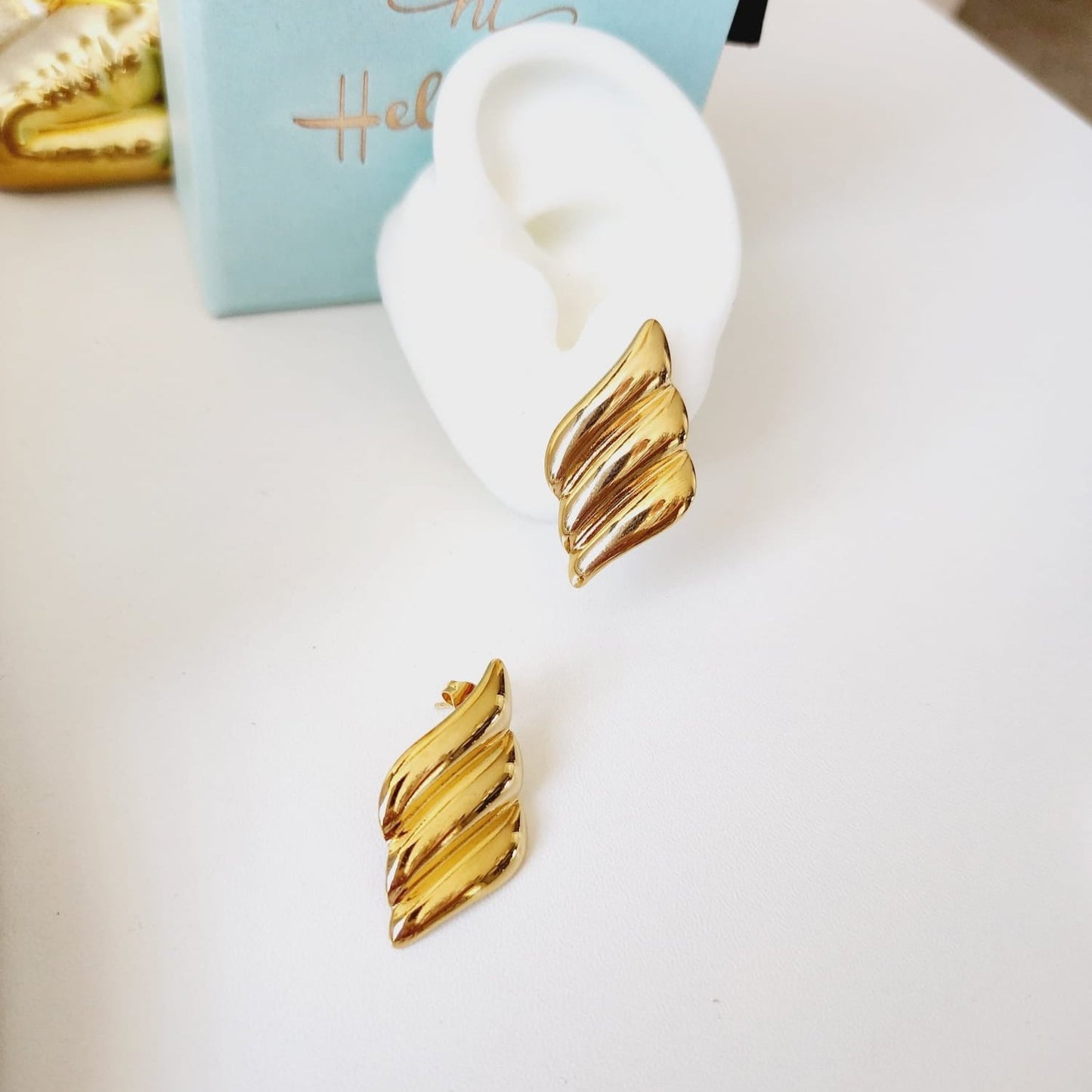 Bold golden studs, bold three tone earrings, bold silver earring, chunky golden studs, geometric jewelry, spiral earrings, spiral silver earrings, hearts silver medium earrings, Silver classy earrings, hearts earrings, self love earrings, silver chunky hearts earrings, two tones chunky earrings, hypoallergenic earrings, two tone everyday hoops, 18k gold plated earrings, Waterproof earrings, Silver and gold earrings, Durable earrings, Elegant earrings, Timeless design, aesthetic earrings, timeless earrings,