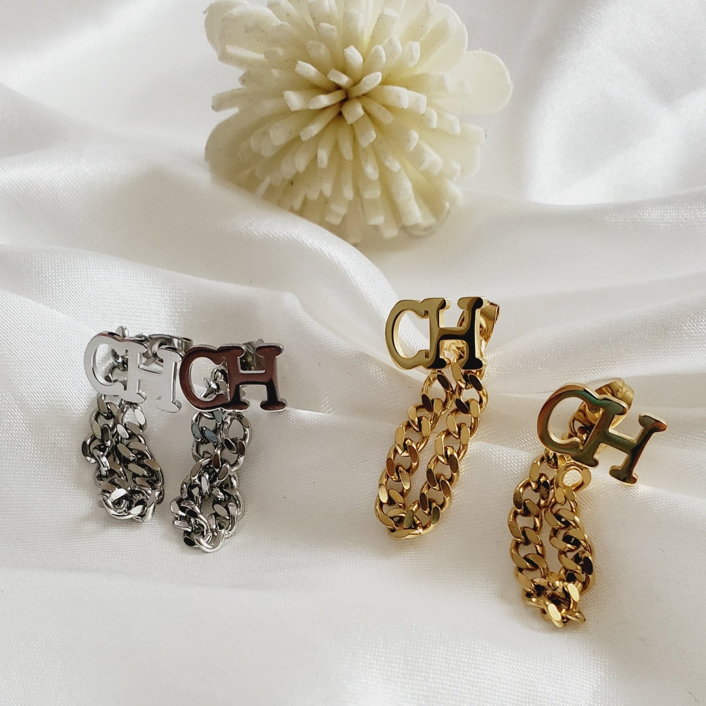 CH Earrings, Carolina Herrera Earrings, Cartier Earrings, Rose Gold Studs, Silver Studs, Gold Studs, Screw Golden Earrings, Screw Silver Earrings, Screw Rose Gold Earrings, Cartier Dupe Earrings, Water Resistant Earrings, Tarnish Free Earrings, Hypoallergenic Earrings, Ellie Vail Jewelry, Hey Harper Jewelry, Samira Jewelry, Hello Luxy Jewelry, Hello Luxy Earrings, 18K Gold Earrings, 18k Gold Plated Earring, 18k Gold Plated Jewelry