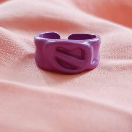 Candy Rings, Colorful Rings, Pride Rings, Summer Rings, Summer Essentials, Rainbow Rings, Color Rings, Happy Face Rings, Cubanas Rings, Croissant Rings, Twisted Rings, Pearls Rings, Smile Face Rings, Happy Face Rings, Gucci Rings, GG Rings
