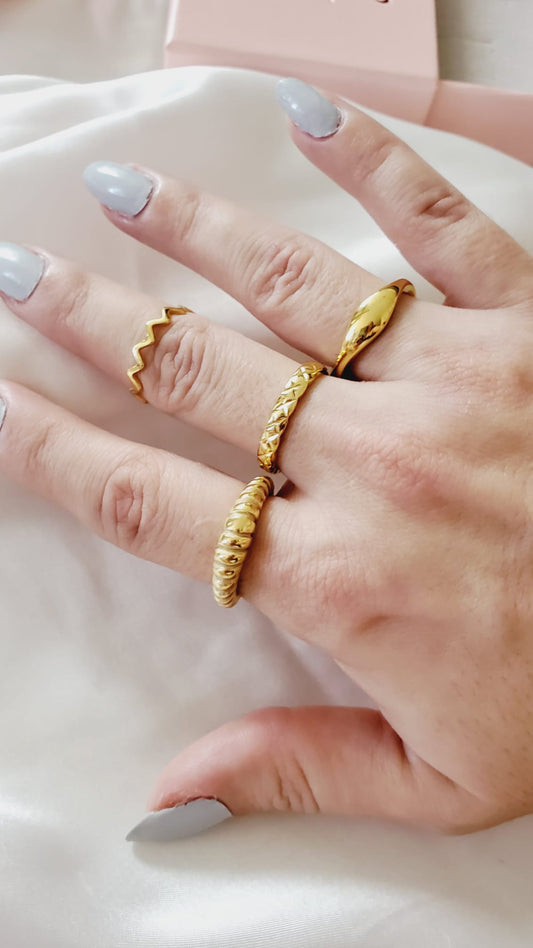 Water resistant jewelry, Hypoallergenic jewelry, tarnish free jewelry, Gold Plated Necklaces, Vintage Necklace, Minimalist Jewelry, Ellie Vail Jewelry, Ellie Vail Necklace, Hey Harper Jewelry, waterproof jewelry, cali tiger jewelry, cali tiger necklaces, 1980 jewelry, she is gold jewelry, kylie jenner necklace, Hello Luxy, Fine Jewelry, Tik Tok Jewelry, Tik Tok Fashion, Best Gift for wife, Wife best gift, Stackable gold ring, Simple gold ring, classy gold ring, 18k gold ring