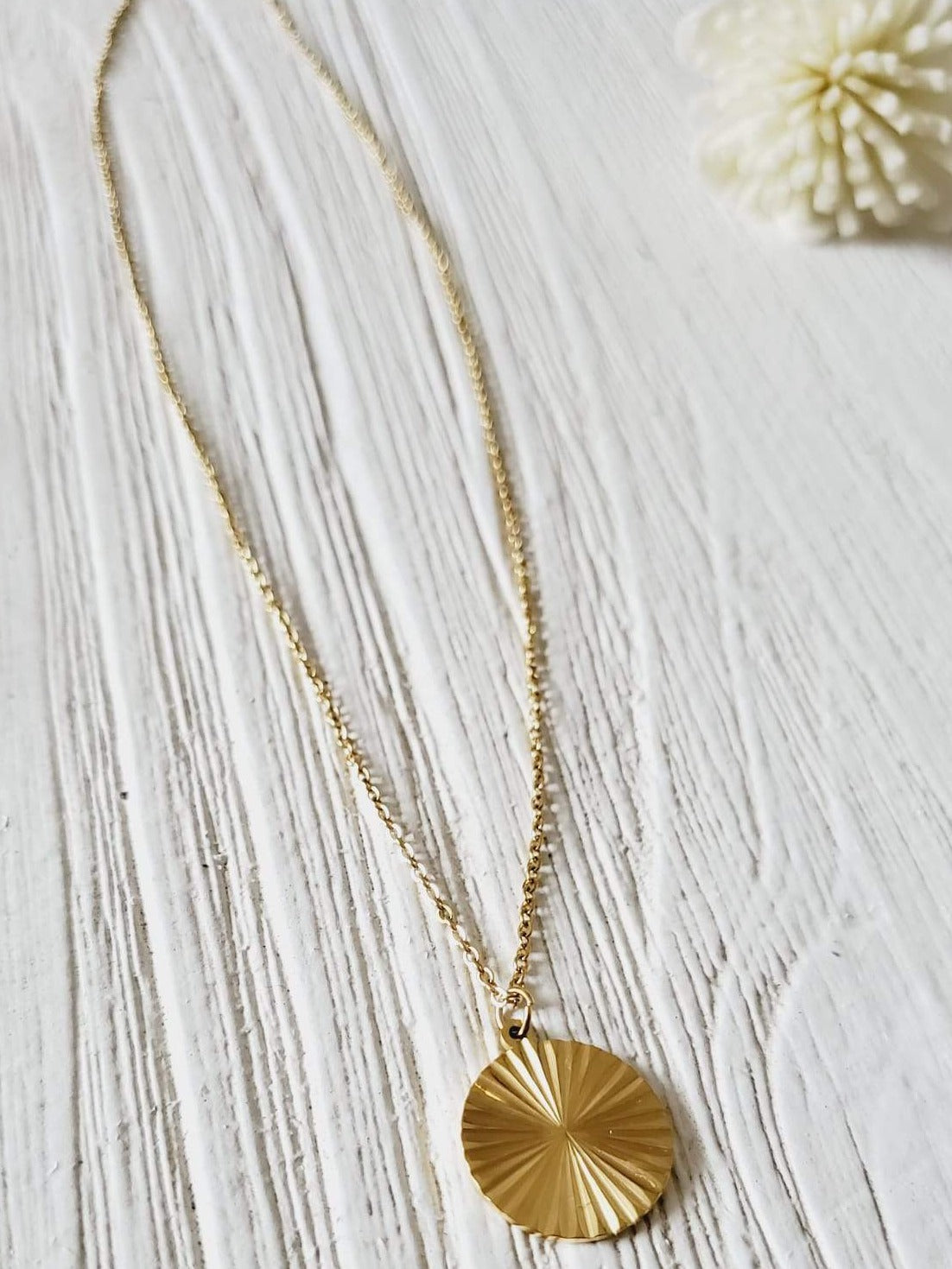snake chain, herringbone chain, flat snake chain, gold herringbone, 18k gold snake chain, chunky gold necklace, gold fill chain, gold fill necklace, chain necklace, herringbone choker, rope chain necklace, layer necklace set, snake necklace, delicate gold necklace, 18k gold necklace, gift for daughter, sunburst necklace, minimalist necklace, Sunburst Circular necklace