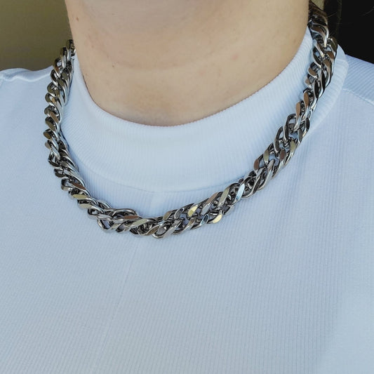 chunky silver chain, chunky silver necklace, bold necklace, Luxury jewelry, Fine Jewelry, Fantasy jewelry, Fashion jewelry, Jewelry Necklace, Necklace aesthetic, Valentine’s Day, Anniversary gifts for her, Valentines, Valentine gifts, Valentines day gifts for her, Valentines gift for girlfriend, Cute valentines day gifts for girlfriend, aesthetic Necklaces, water resistant necklace, water resistant chain, water resistant jewelry, tarnish free necklace, tarnish free jewelry