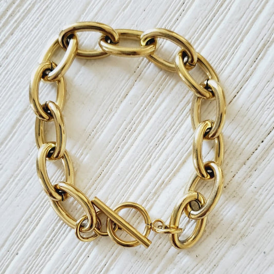 Water Resistant Bracelet, Water Resistant Jewelry, Tarnish Free Bracelet, Anti Tarnish Bracelet, Tarnish Free Jewelry, Pearl Bracelet, Mother Pearl Bracelet, Nacar Bracelet, Boho Chic Jewelry, Vintage Bracelet, Bold Bracelet, Chunky Bracelet, OT clasp link bracelet, bold bracelet, ellie vail jewelry, hey harper jewelry, missoma Jewelry, evry jewels, muse jewelry