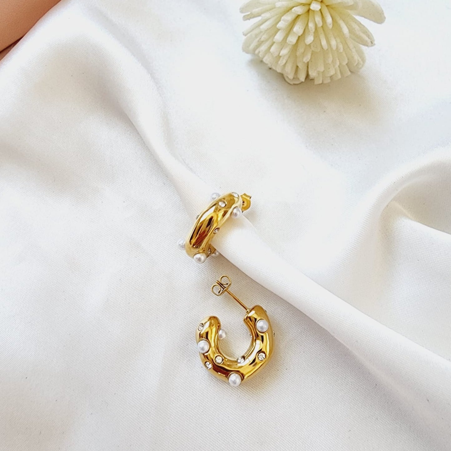 Pearl gold hoops, silver hoops, hypoallergenic earrings, Star studs, 18k gold plated earrings, Waterproof earrings, Silver and gold, Durable earrings, Elegant earrings, Timeless design, aesthetic earrings, timeless earrings, Fashion accessories, Stylish jewelry, stylish earrings, Versatile jewelry, Special occasion jewelry, Everyday earrings, Premium quality studs, Affordable luxury Hypoallergenic earrings waterproof earrings, water resistant earrings, silver studs, gold studs