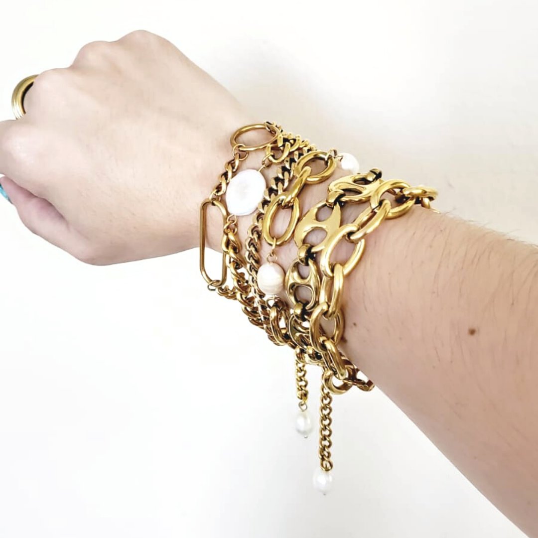 Hello Luxy Jewelry, bold bracelets, 18k gold filled bracelets, chunky gold bracelets, pearl bracelets, water resistant bracelets, arm candy party, waterproof bracelets