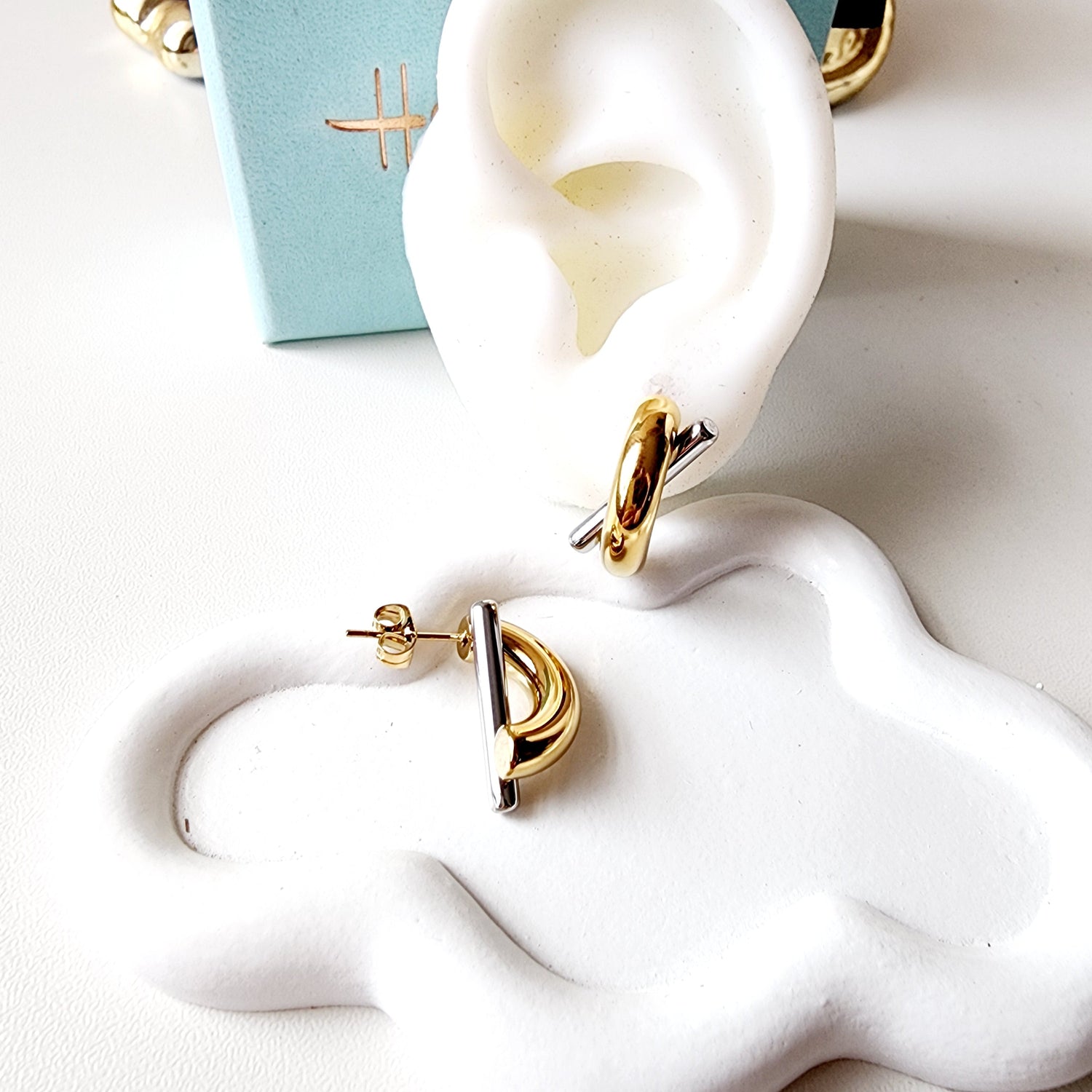 Gold earrings, two tone earrings, silver and gold earrings, everyday earrings, two tone everyday earrings, gift for mom, gift for friend, gift gor best friend, 