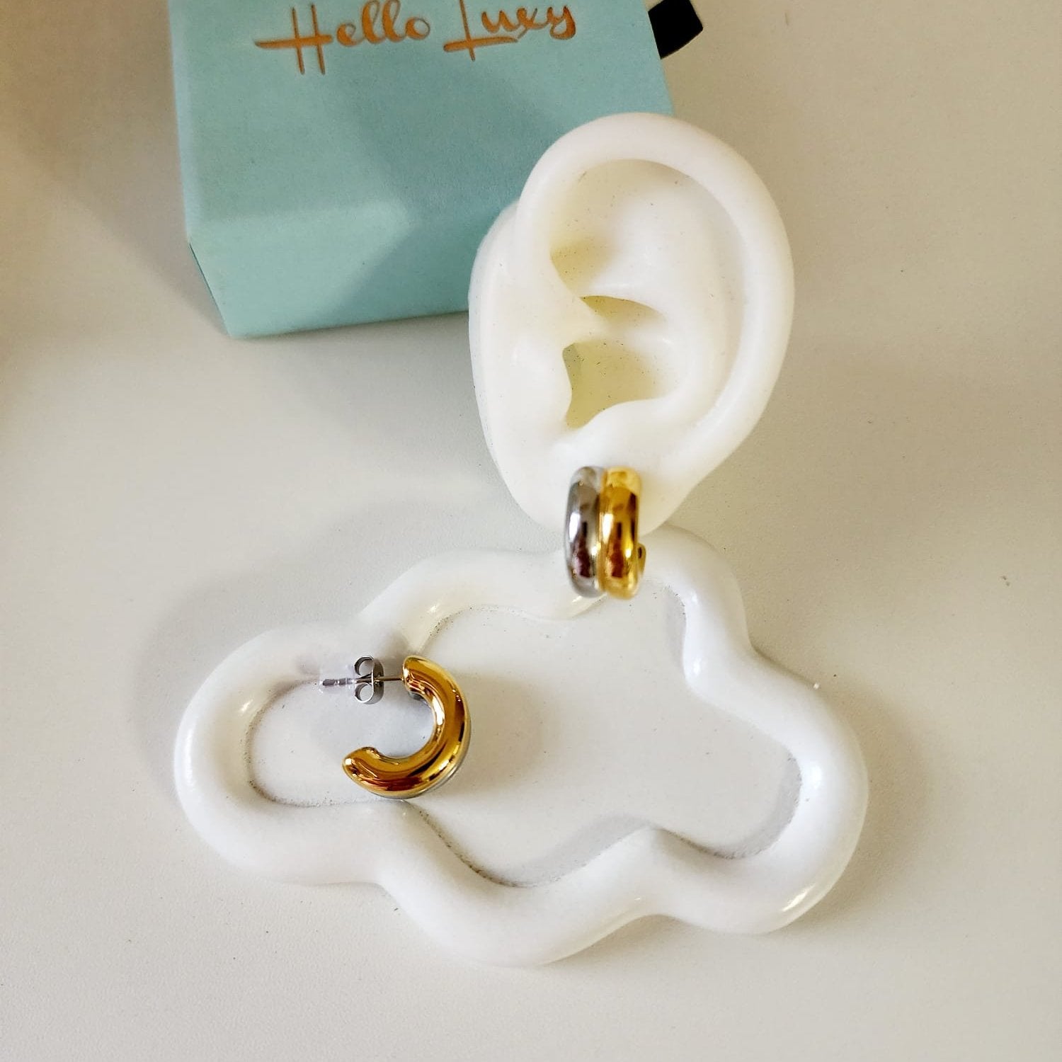 Everyday two tone earrings, Two tone Water resistant gold hoops, Two tone hoops, small two tone delicate hoops, tarnish free gold open hoops, Lightweight Chunky Open Hoops, 14k lightweight chunky hoops, 14k gold hoops, 14k Double tone hoops, 18k Gold Filled lightweight hoops, 18k Gold Filled hoops, classy gold hoops, bold gold hoops, chunky double tone hoops, chunky medium gold hoops, chunky medium double tone hoops