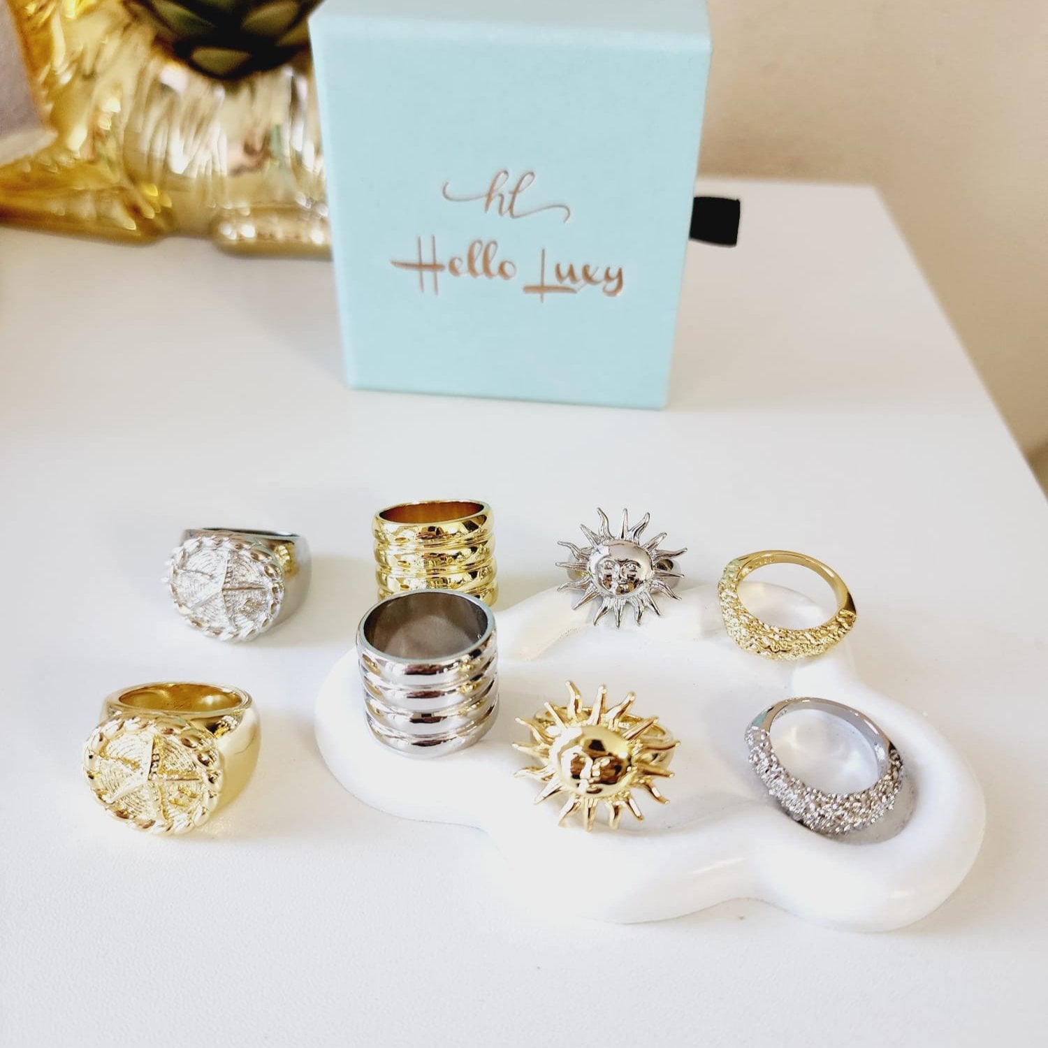 Sun Bold Ring, Sun Chunky Silver Ring, Chunky Golden Ring, chunky gold rings, gold plated rings, womens gold rings, gold stacking rings, gold and silver rings, statement ring, gold plated rings for women, gold plated ring, gold plated rings women, anillos de acero inoxidable para mujer, gold rings size 10, gold and silver ring, size 10 gold rings for women, gold rings for women size 10, Gold Plated Jewelry, tarnish free jewelry, Water Resistant, sweat resistant jewelry, water resistance jewelry, minimalist 