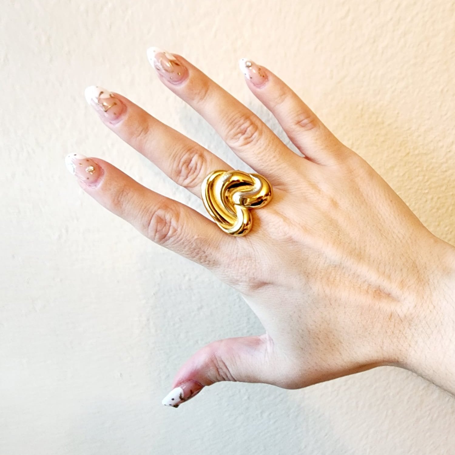 Bold Heart Ring, Chunky Heart Adjustable ring, Heart Gold Color Irregular Ring Fashion Hollow Rings For Women Man Minimalism, Water Resistant Jewelry, Knot Gold ring, Knot bold ring, Fashion Gold Color Irregular Ring Fashion Hollow Rings For Women Man Minimalism