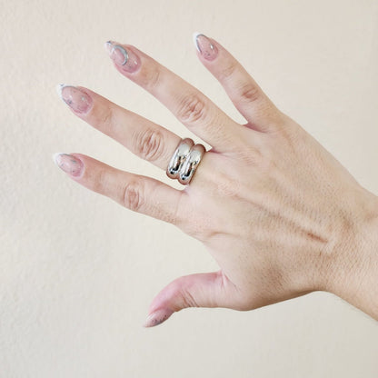 Bold Ring, Chunky Silver Ring, Chunky Golden Ring, chunky gold rings, gold plated rings, womens gold rings, gold stacking rings, gold and silver rings, statement ring, gold plated rings for women, gold plated ring, gold plated rings women, anillos de acero inoxidable para mujer, gold rings size 10, gold and silver ring, size 10 gold rings for women, gold rings for women size 10, Gold Plated Jewelry, tarnish free jewelry, Water Resistant, sweat resistant jewelry, water resistance jewelry, minimalist jewelry,