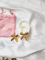 Bow Coquette Earrings, Golden Bow Coquette earrings, Geometrical Studs, Spiral Gold earrings, Spiral Bold Earrings, Bold golden studs, chunky golden studs, self love jewelry, self love earrings, hearts silver earrings, hearts silver medium earrings, Silver classy earrings, hearts earrings, self love earrings, silver chunky hearts earrings, two tones chunky earrings, hypoallergenic earrings, two tone everyday hoops, 18k gold plated earrings, Waterproof earrings, Silver and gold earrings, Durable earrings, El