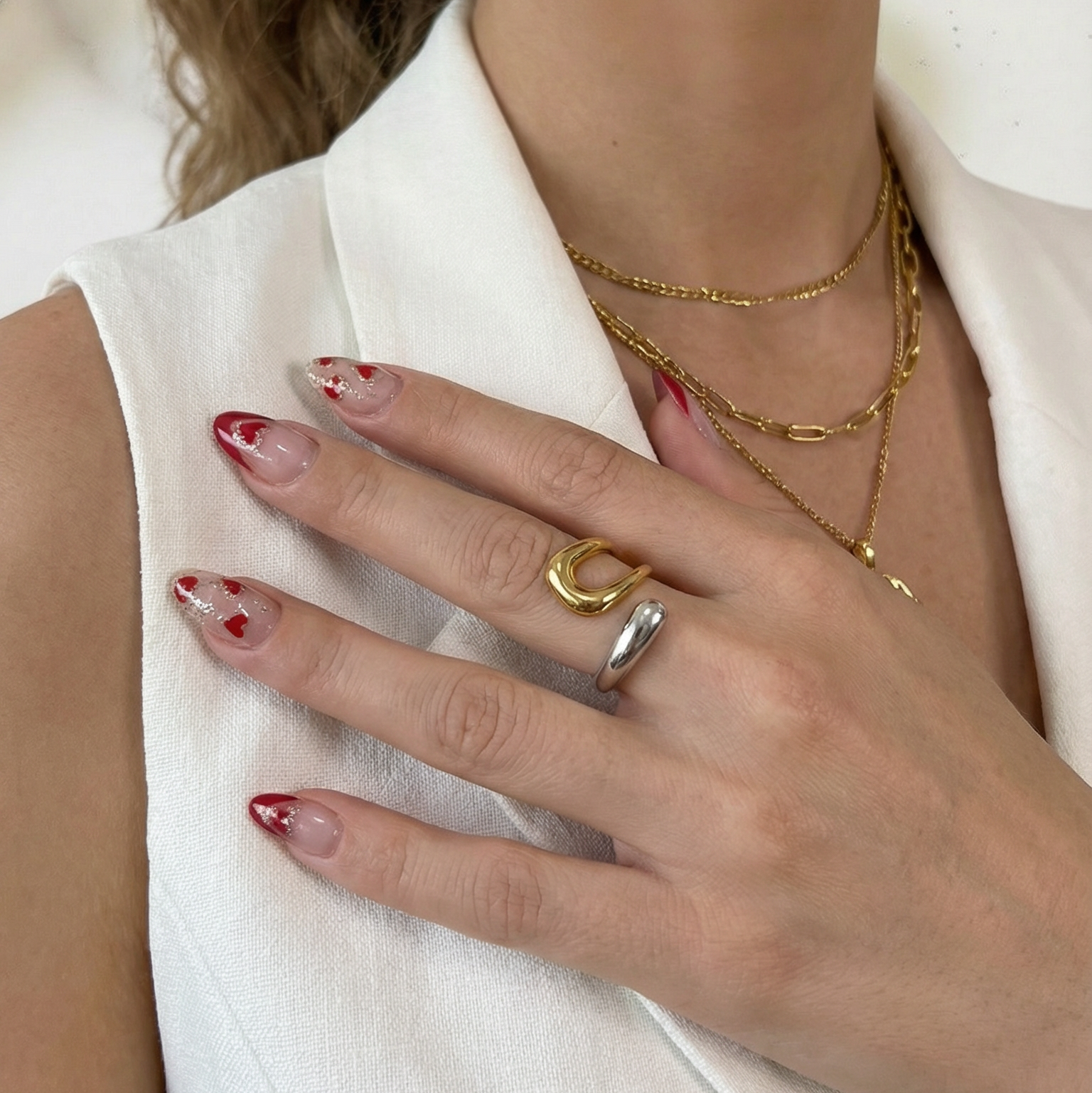 Adjustable Two tone ring, two tone heart ring, two tone love ring, heart ring, chunky heart ring, promise ring, bold heart ring, valentine gift, jewelry gift for valentines, love ring, love jewelry, gift for wife, gift for friend, friendship gifts, self love ring, amor propio anillo, anillo de corazon, waterproof ring, waterproof jewelry, timeless jewelry, timeless ring, gift for girlfriend, soulmate ring, elegant ring, classy ring, dainty ring, everyday ring, must have ring, must have jewelry