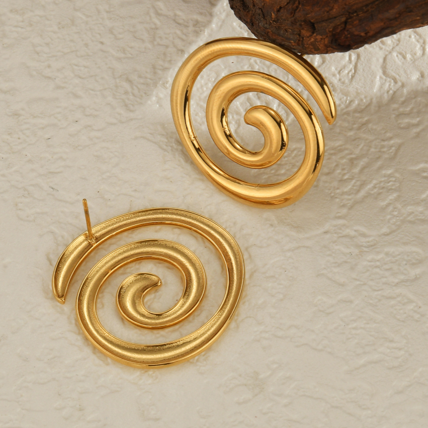 Geometrical Studs, Spiral Gold earrings, Spiral Bold Earrings, Bold golden studs, chunky golden studs, self love jewelry, self love earrings, hearts silver earrings, hearts silver medium earrings, Silver classy earrings, hearts earrings, self love earrings, silver chunky hearts earrings, two tones chunky earrings, hypoallergenic earrings, two tone everyday hoops, 18k gold plated earrings, Waterproof earrings, Silver and gold earrings, Durable earrings, Elegant earrings, Timeless design, aesthetic earrings, 