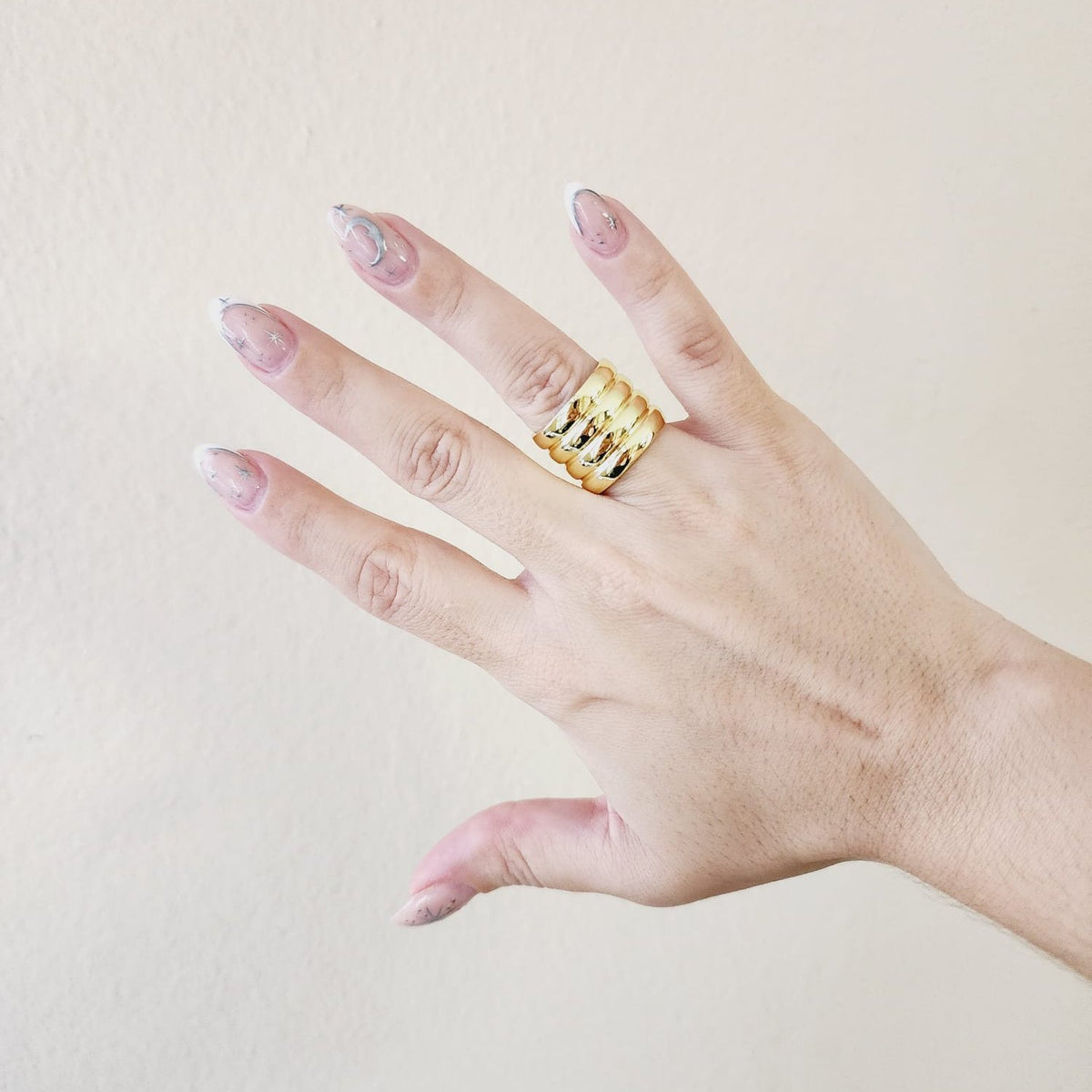 Bold Ring, Chunky Silver Ring, Chunky Golden Ring, chunky gold rings, gold plated rings, womens gold rings, gold stacking rings, gold and silver rings, statement ring, gold plated rings for women, gold plated ring, gold plated rings women, anillos de acero inoxidable para mujer, gold rings size 10, gold and silver ring, size 10 gold rings for women, gold rings for women size 10, Gold Plated Jewelry, tarnish free jewelry, Water Resistant, sweat resistant jewelry, water resistance jewelry, minimalist jewelry,