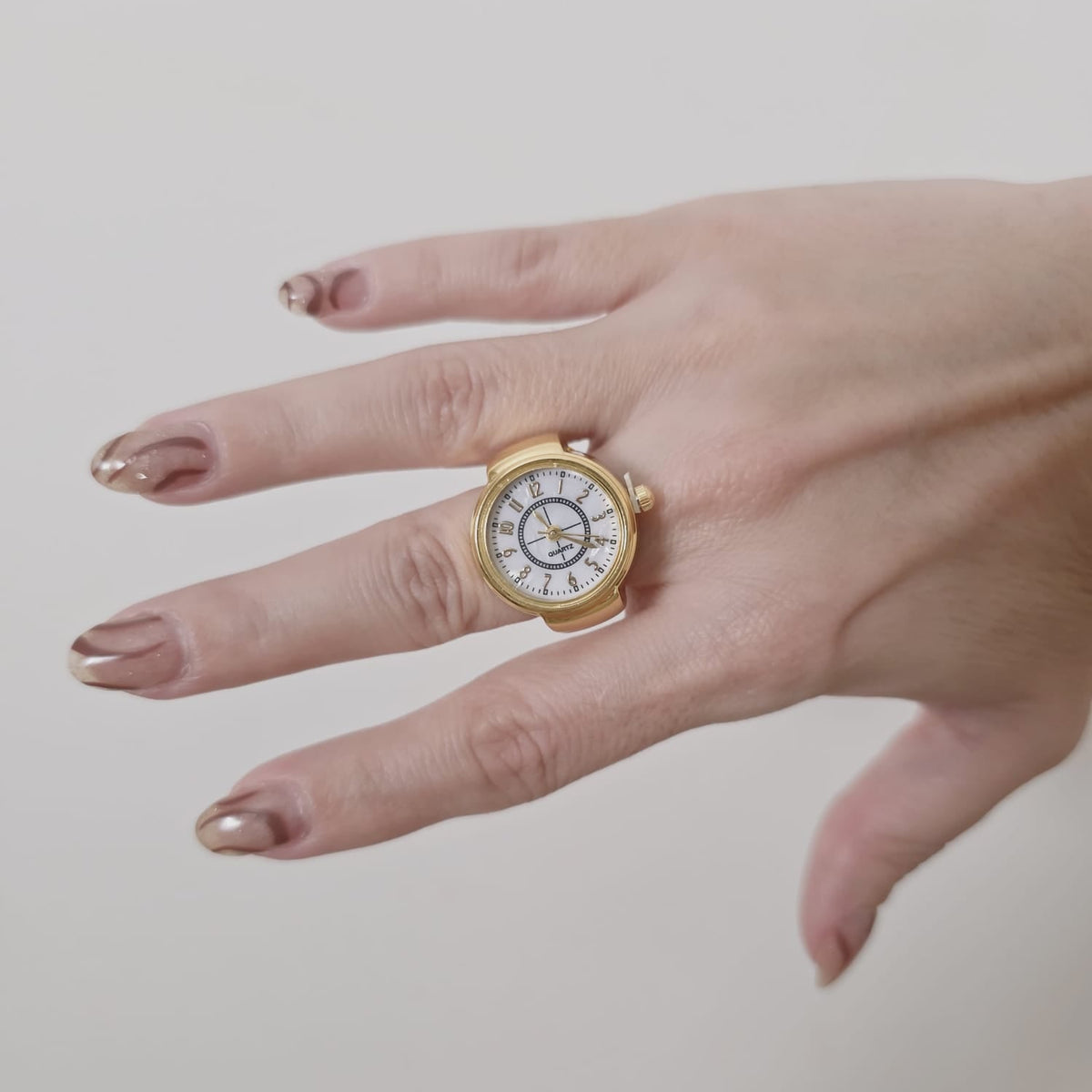 golden nacar watch ring, silver nacar Watch ring, gold ring nacar watch, Bold gift for woman, Bold gift for woman Chunky ring, Double tone bold ring, bold ring, bold double tone ring, valentine gift, jewelry gift for valentines, love ring, love jewelry, gift for wife, gift for friend, friendship gifts, self love ring, amor propio anillo, anillo de corazon, waterproof ring, waterproof jewelry, timeless jewelry, timeless ring, gift for girlfriend, soulmate ring, elegant ring, classy ring, dainty ring, everyda