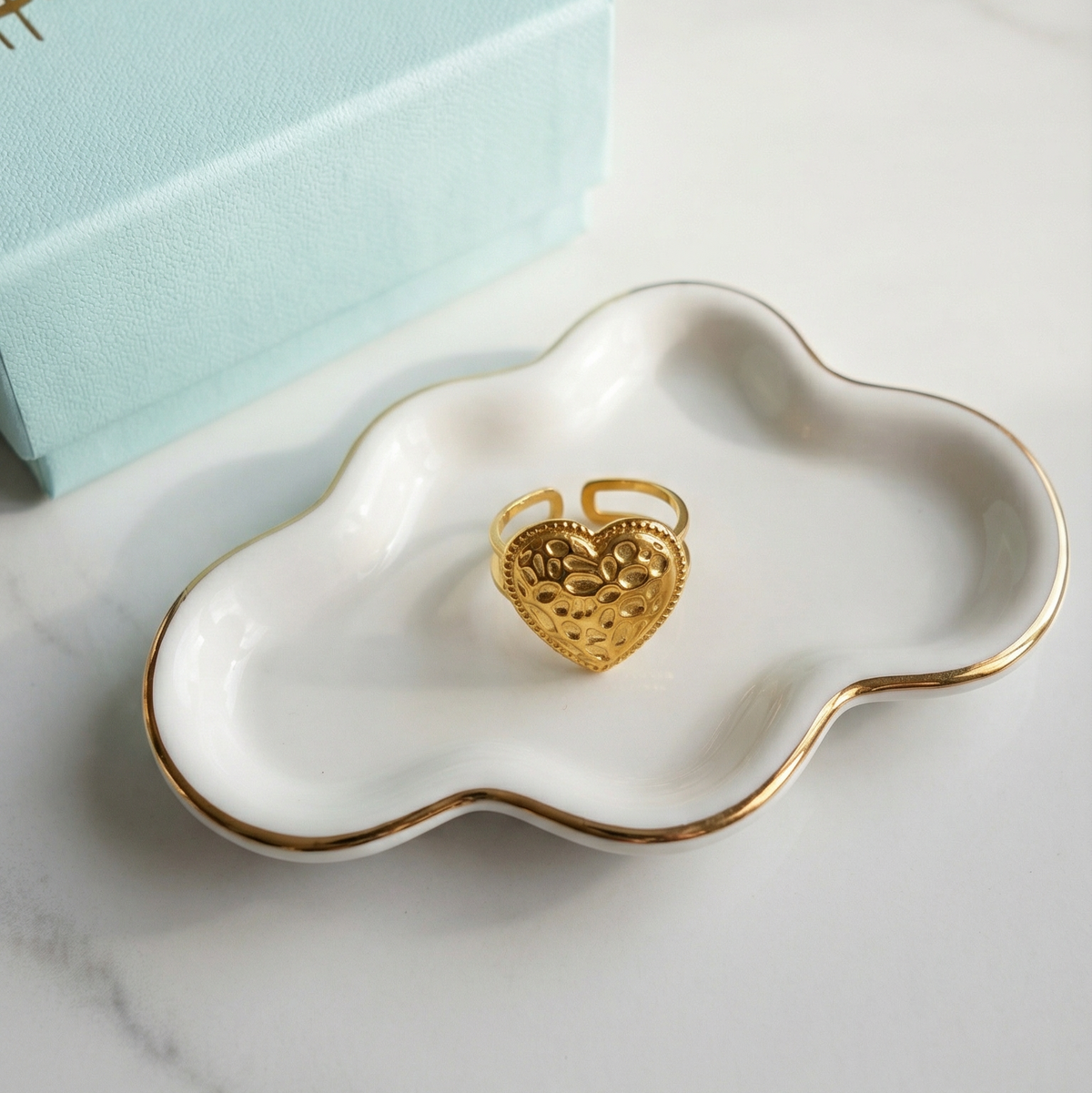 Golden Textured Heart Gold ring, Gold heart ring, Gold love ring, heart ring, chunky heart ring, promise ring, bold heart ring, valentine gift, jewelry gift for valentines, love ring, love jewelry, gift for wife, gift for friend, friendship gifts, self love ring, amor propio anillo, anillo de corazon, waterproof ring, waterproof jewelry, timeless jewelry, timeless ring, gift for girlfriend, soulmate ring, elegant ring, classy ring, dainty ring, everyday ring, must have ring, must have jewelry