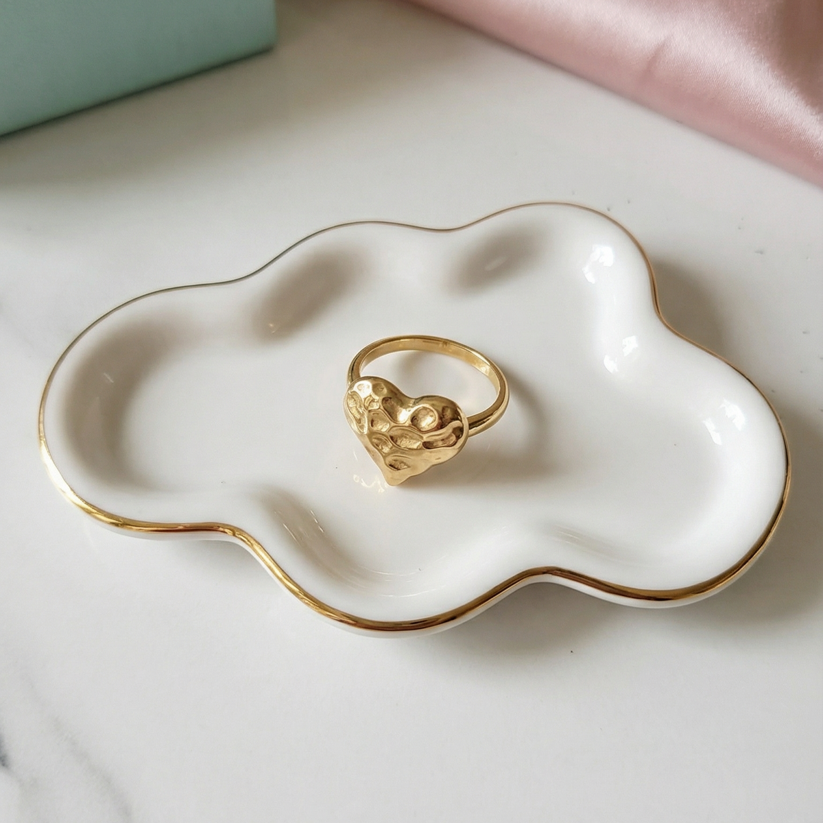 Golden Textured Heart Gold ring, Gold heart ring, Gold love ring, heart ring, chunky heart ring, promise ring, bold heart ring, valentine gift, jewelry gift for valentines, love ring, love jewelry, gift for wife, gift for friend, friendship gifts, self love ring, amor propio anillo, anillo de corazon, waterproof ring, waterproof jewelry, timeless jewelry, timeless ring, gift for girlfriend, soulmate ring, elegant ring, classy ring, dainty ring, everyday ring, must have ring, must have jewelry