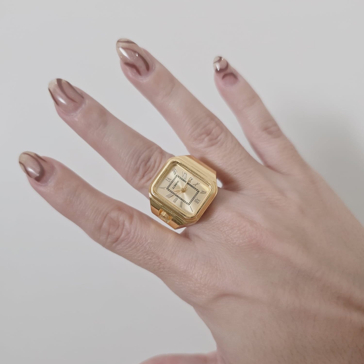 gold Watch ring, ring watch gold, Bold gift for woman, Bold gift for woman Chunky ring, Double tone bold ring, bold ring, bold double tone ring, valentine gift, jewelry gift for valentines, love ring, love jewelry, gift for wife, gift for friend, friendship gifts, self love ring, amor propio anillo, anillo de corazon, waterproof ring, waterproof jewelry, timeless jewelry, timeless ring, gift for girlfriend, soulmate ring, elegant ring, classy ring, dainty ring, everyday ring, must have ring, must have jewel