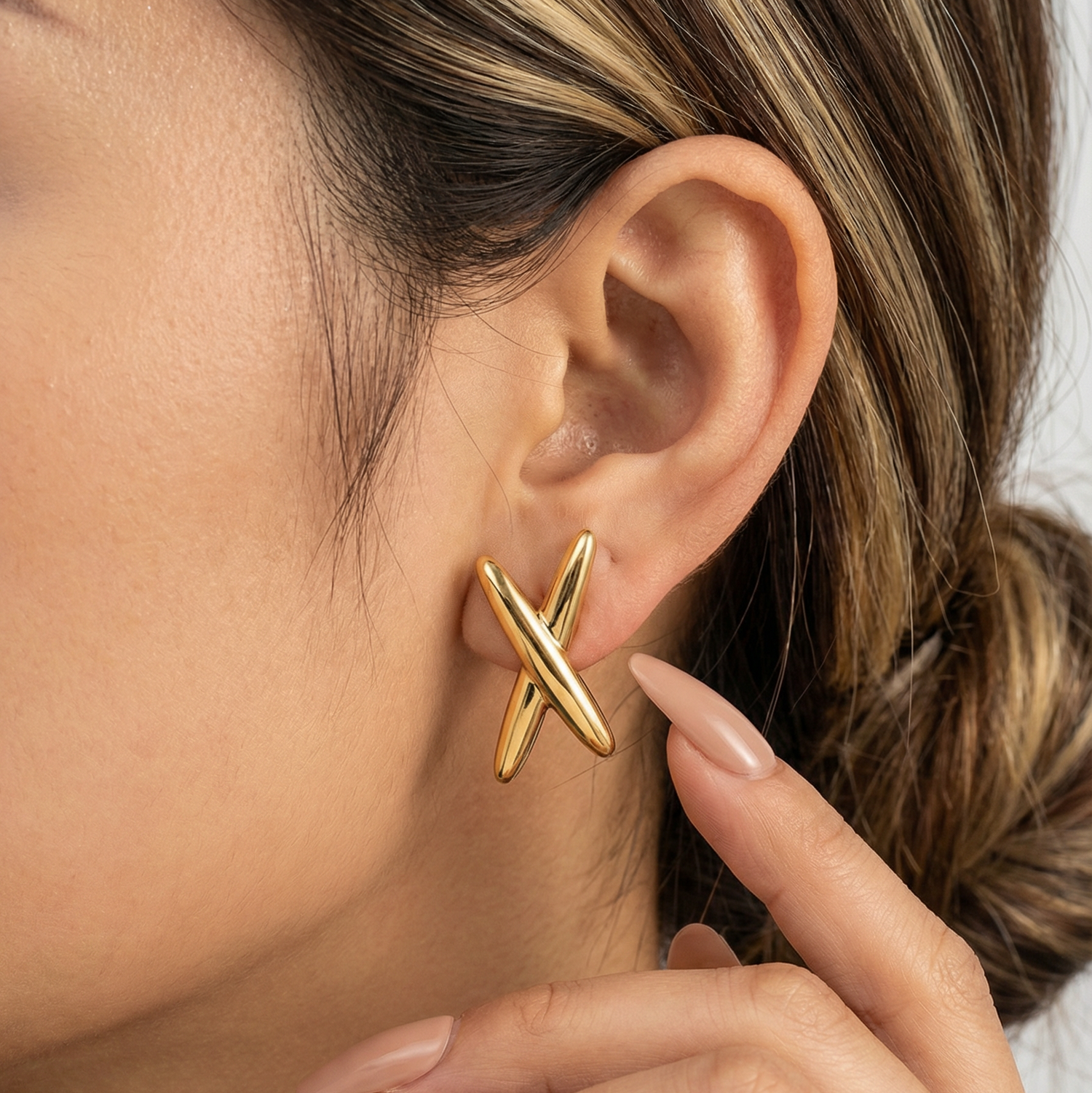 Geometric Earrings, Geometric Gold Earrings, Ex bold earrings, geometric bold earrings, 18k Gold Plated, Vintage Earrings, Geometric lightweight earrings, Hypoallergenic Earrings, Waterproof Earrings, water resistance jewelry, Vintage Earrings, Bold Earrings, Water Resistant Earrings, Tarnish Free Earrings, Vintage Style, Vintage Earrings,