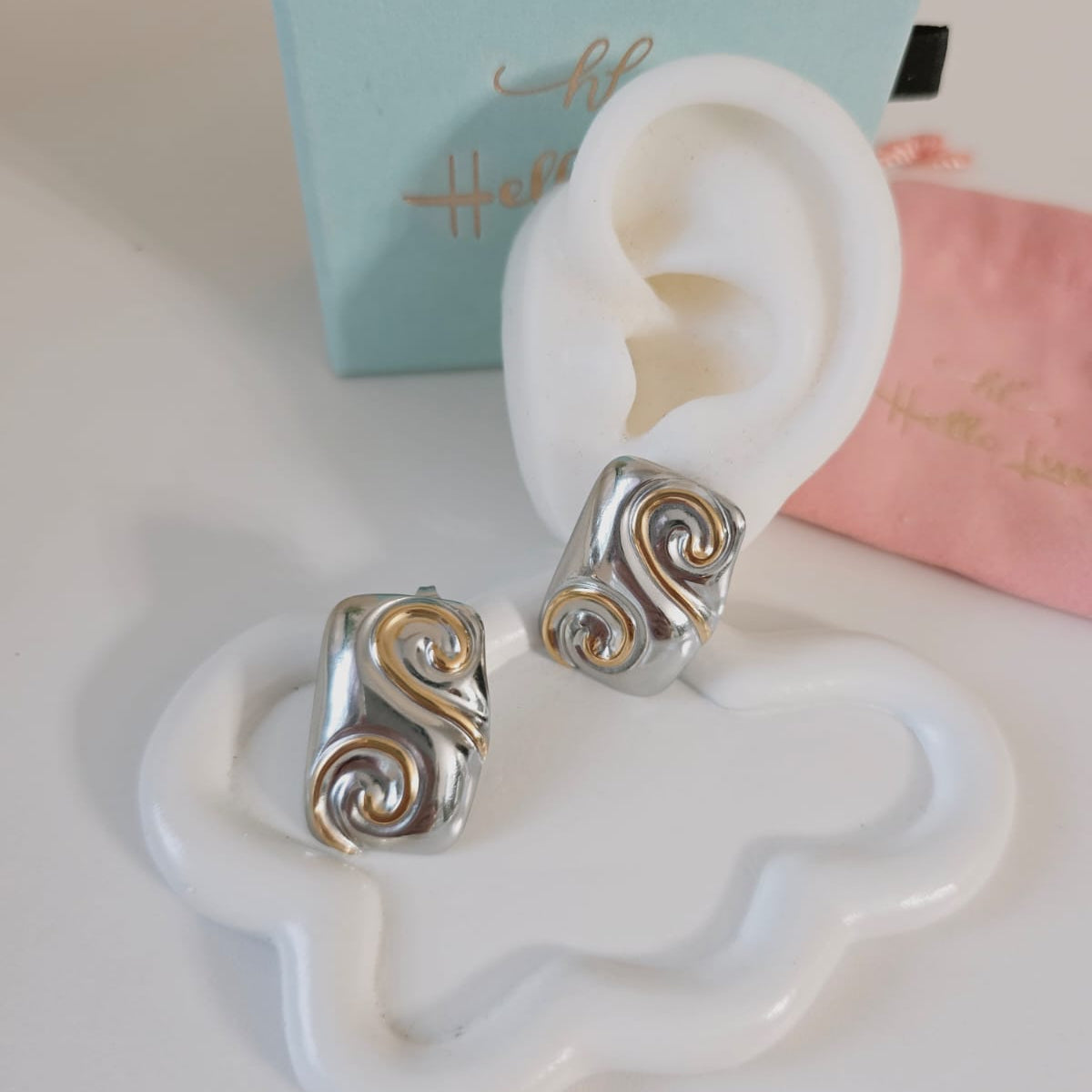 Swirl Bold two tone earrings, Swirl design earrings, bold abstract two tone Earrings, Simple Ear hole free, Ear bone clip, gold ear bone clip, gold ear hole earrings, Water resistant gold hoops, tarnish free gold open hoops, Lightweight Chunky Open Hoops, 14k lightweight chunky hoops, 14k gold hoops, 14k Double tone hoops, 18k Gold Filled lightweight hoops, 18k Gold Filled hoops, classy gold hoops, bold gold hoops, chunky double tone hoops, chunky medium gold hoops, chunky medium double tone hoops