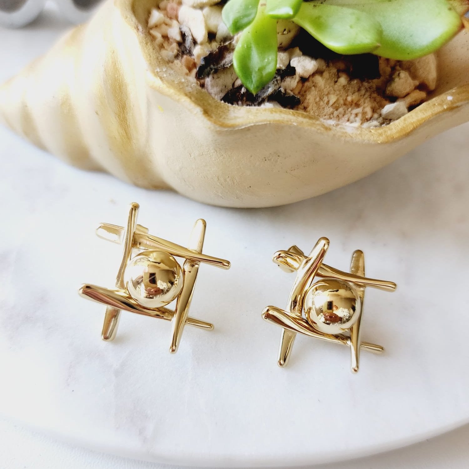 Tic Tac Toe earrings, Geometrical Studs, Spiral Gold earrings, Spiral Bold Earrings, Bold golden studs, chunky golden studs, self love jewelry, self love earrings, hearts silver earrings, hearts silver medium earrings, Silver classy earrings, hearts earrings, self love earrings, silver chunky hearts earrings, two tones chunky earrings, hypoallergenic earrings, two tone everyday hoops, 18k gold plated earrings, Waterproof earrings, Silver and gold earrings, Durable earrings, Elegant earrings, Timeless design