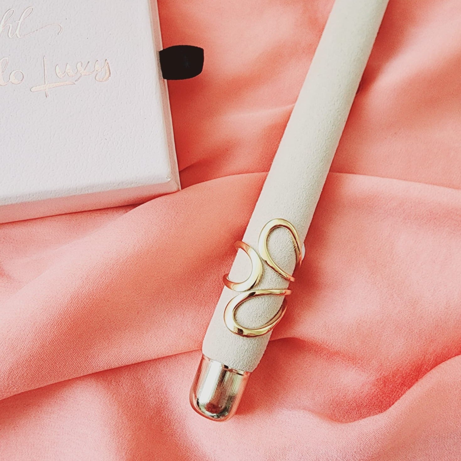 Geometric Bold ring, Water Resistant classy rings, Water Resistant simple rings, sweat resistant jewelry, water resistant minimalist jewelry, minimalist rings, waterproof rings, stainless steel rings, 14k gold plated simple rings, 14k gold plated classy rings, gold vintage rings, tarnish free rings, stackable rings, gold stackable rings, tarnish free jewelry, dainty abstract rings, dainty chunky rings, Unique Stylish Ring, Statement large ring, Big Irregular Ring, Irregular Statement Ring