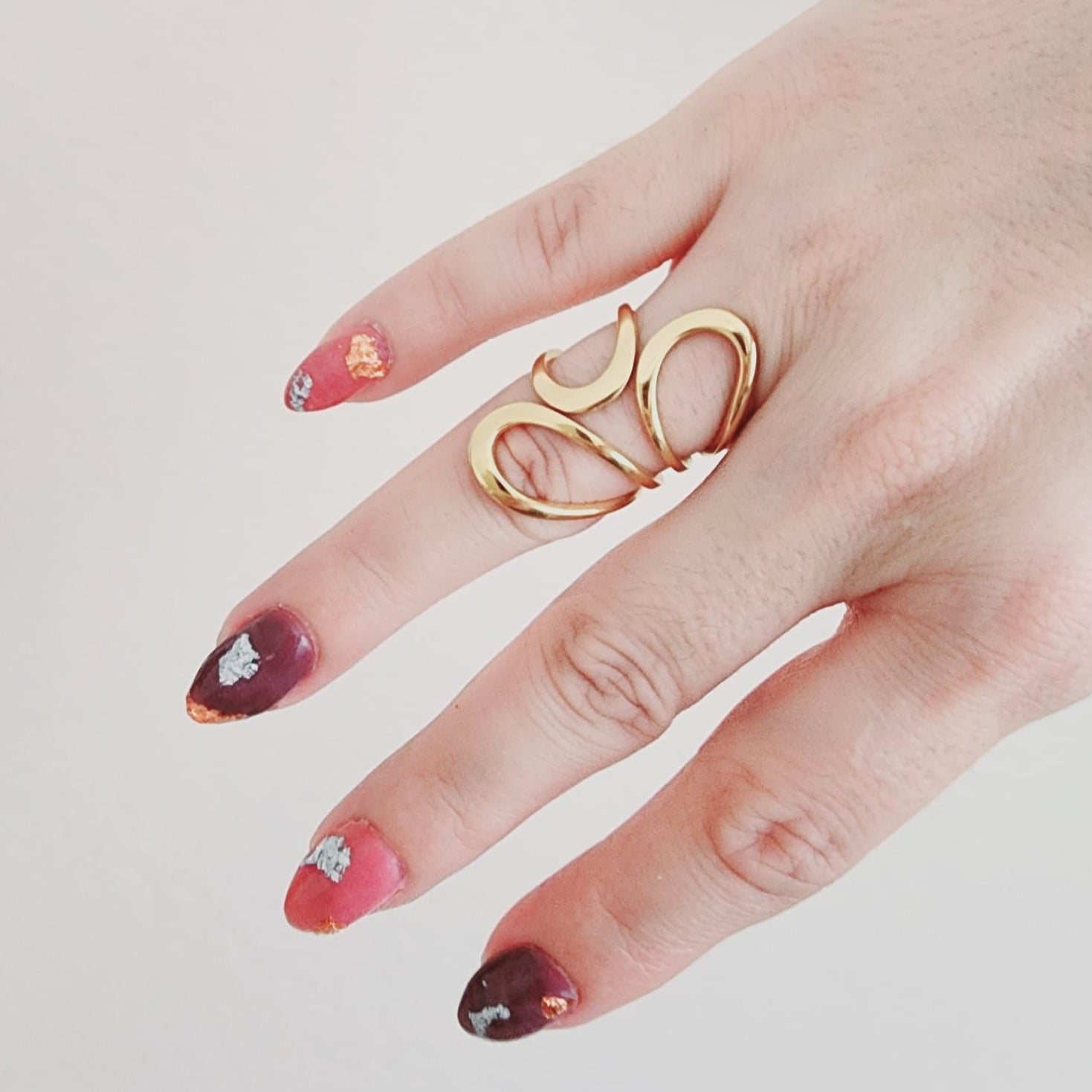 Geometric Bold ring, Water Resistant classy rings, Water Resistant simple rings, sweat resistant jewelry, water resistant minimalist jewelry, minimalist rings, waterproof rings, stainless steel rings, 14k gold plated simple rings, 14k gold plated classy rings, gold vintage rings, tarnish free rings, stackable rings, gold stackable rings, tarnish free jewelry, dainty abstract rings, dainty chunky rings, Unique Stylish Ring, Statement large ring, Big Irregular Ring, Irregular Statement Ring