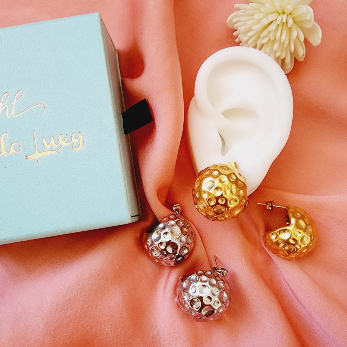 Bold Tear Drop earrings, silver earrings, hypoallergenic earrings, teardrop maxi studs, 18k gold plated earrings, Waterproof earrings, Silver and gold earrings, Durable earrings, Elegant earrings, Timeless design, aesthetic earrings, timeless earrings, Stylish jewelry, stylish earrings, Versatile jewelry, Bold Earrings