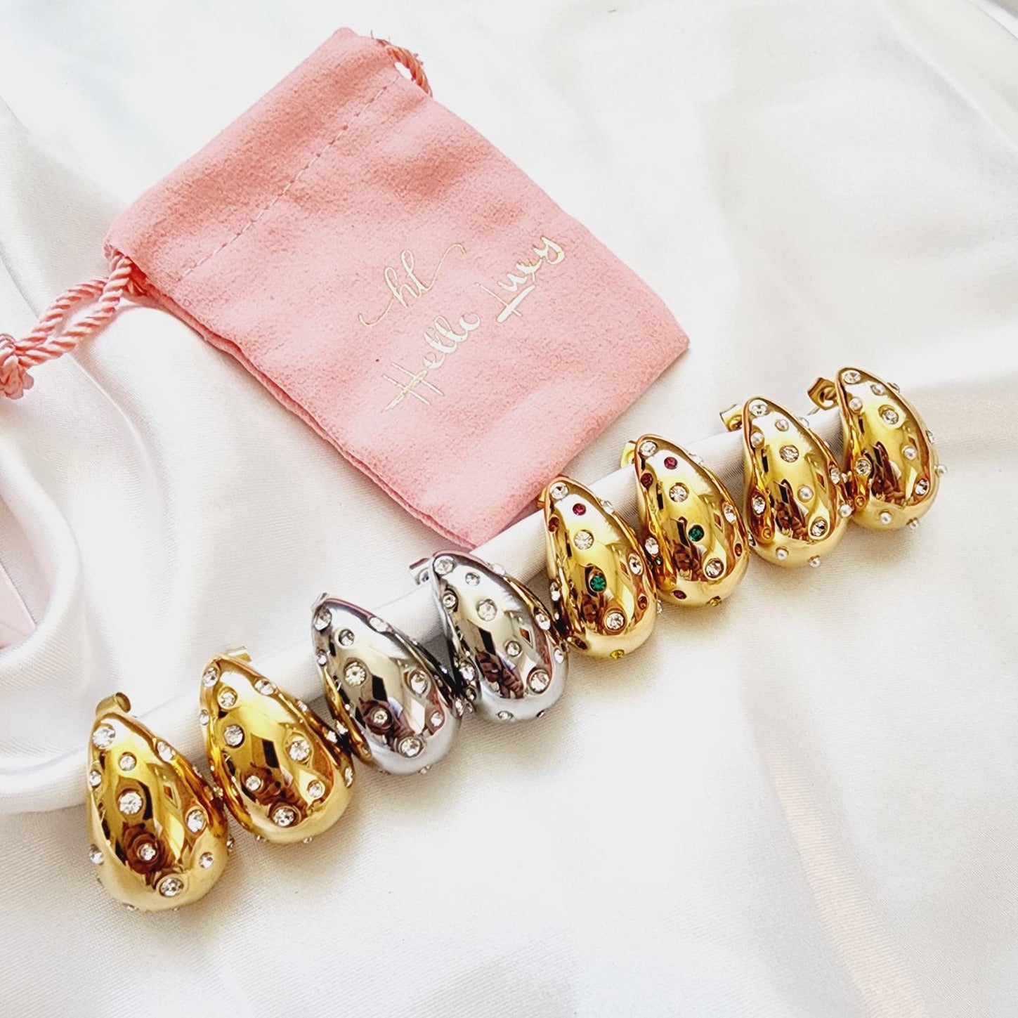 Bold Tear Drop earrings, silver earrings, hypoallergenic earrings, teardrop maxi studs, 18k gold plated earrings, Waterproof earrings, Silver and gold earrings, Durable earrings, Elegant earrings, Timeless design, aesthetic earrings, timeless earrings, Stylish jewelry, stylish earrings, Versatile jewelry, Bold Earrings, chunky earrings, Bottega Tear drop earrings, Bottega Veneta Earrings, Hailey Biber Earrings, Bottega Drop Earrings, Bottega Bold Earrings