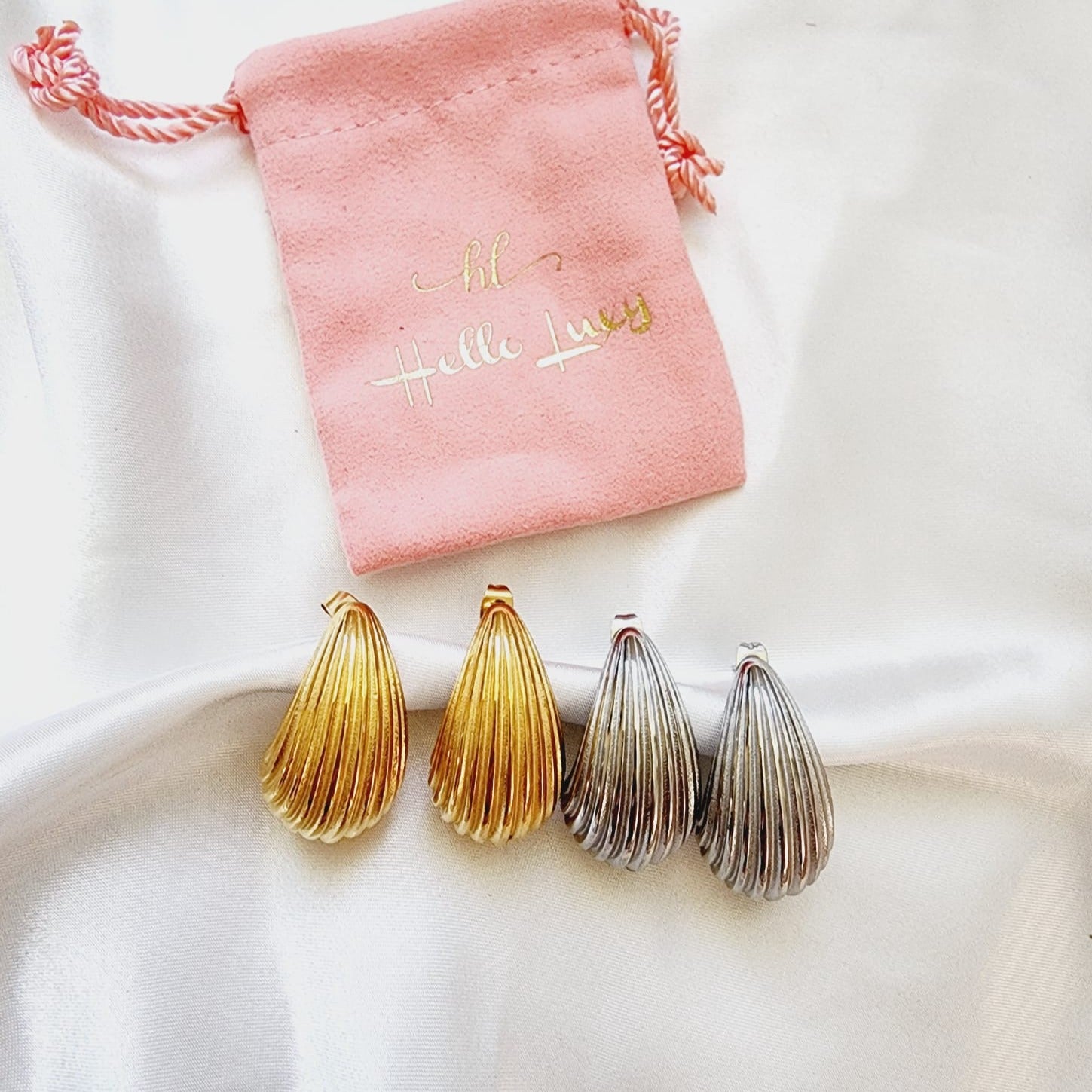 Bold Tear Drop earrings, silver earrings, hypoallergenic earrings, teardrop maxi studs, 18k gold plated earrings, Waterproof earrings, Silver and gold earrings, Durable earrings, Elegant earrings, Timeless design, aesthetic earrings, timeless earrings, Stylish jewelry, stylish earrings, Versatile jewelry, Bold Earrings, chunky earrings, Bottega Tear drop earrings, Bottega Veneta Earrings, Hailey Biber Earrings, Bottega Drop Earrings, Bottega Bold Earrings