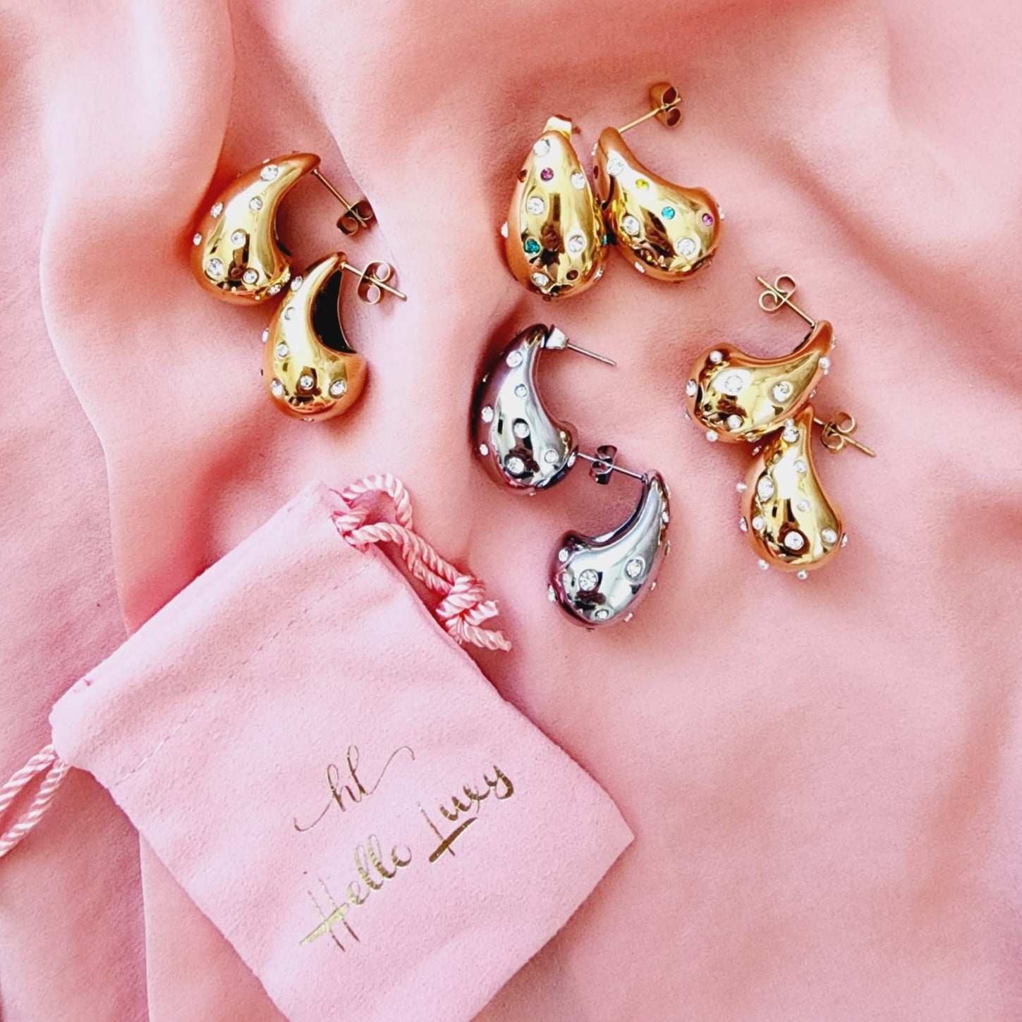 Bold Tear Drop earrings, silver earrings, hypoallergenic earrings, teardrop maxi studs, 18k gold plated earrings, Waterproof earrings, Silver and gold earrings, Durable earrings, Elegant earrings, Timeless design, aesthetic earrings, timeless earrings, Stylish jewelry, stylish earrings, Versatile jewelry, Bold Earrings, chunky earrings, Bottega Tear drop earrings, Bottega Veneta Earrings, Hailey Biber Earrings, Bottega Drop Earrings, Bottega Bold Earrings