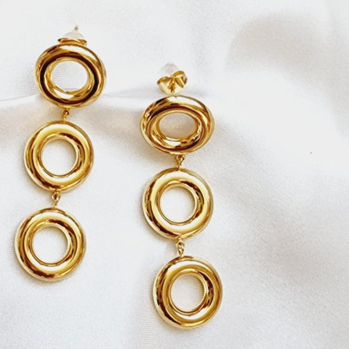 Geometric Earrings, circular earrings, Geometric Shape Gold Earrings, Gold classy earrings, hearts earrings, self love earrings, silver chunky hearts earrings, Gold Circular chunky earrings, hypoallergenic earrings, Gold everyday hoops