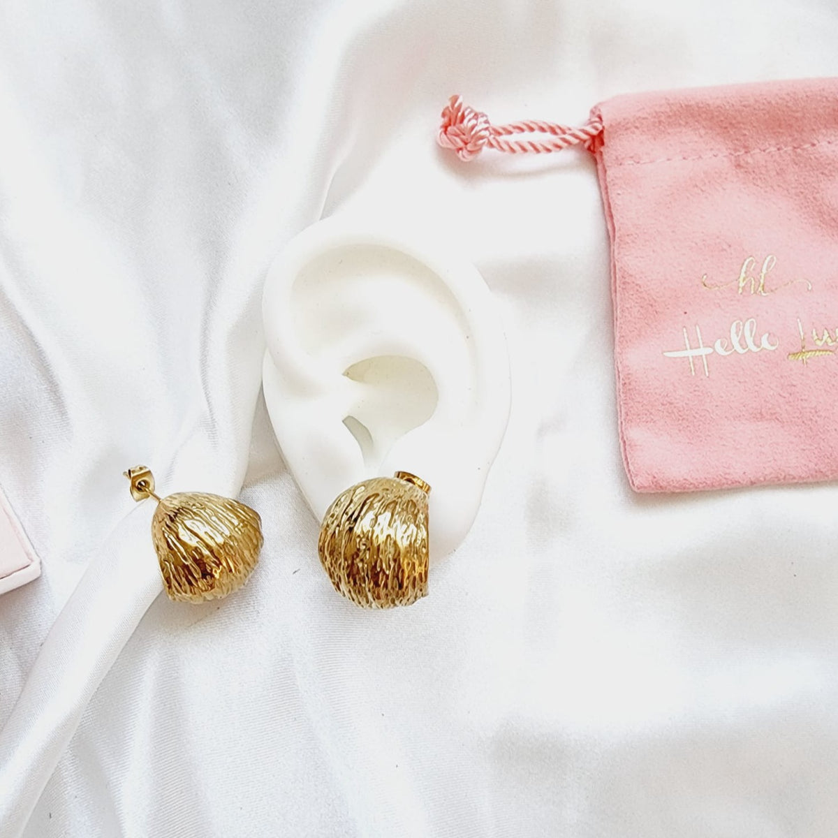 Bold Tear Drop earrings, silver earrings, hypoallergenic earrings, teardrop maxi studs, 18k gold plated earrings, Waterproof earrings, Silver and gold earrings, Durable earrings, Elegant earrings, Timeless design, aesthetic earrings, timeless earrings, Stylish jewelry, stylish earrings, Versatile jewelry, Bold Earrings