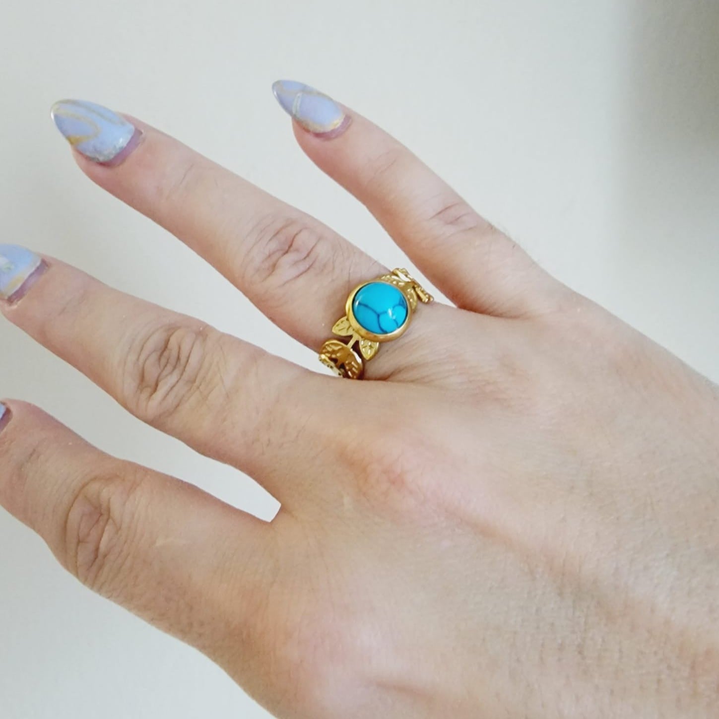 Emerald ring, Star ring, Adjustable bold ring, Adjustable Gold ring, Delicate and simple ring, chunky star ring, green gold ring, waterproof ring, hypoallergenic ring, untarnish ring, anti tarnish ring, anillo de estrellas, Water Resistant Jewelry, Blue Stone ring, Blue leaves adjustable ring