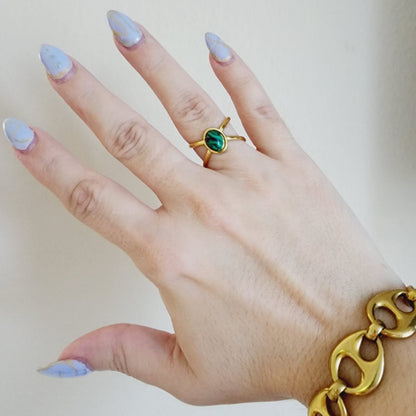 Emerald ring, Star ring, Adjustable bold ring, Adjustable Gold ring, Delicate and simple ring, chunky star ring, green gold ring, waterproof ring, hypoallergenic ring, untarnish ring, anti tarnish ring, anillo de estrellas, Water Resistant Jewelry, sun ring, sunshine ring, green Stone sun ring, sun green adjustable ring