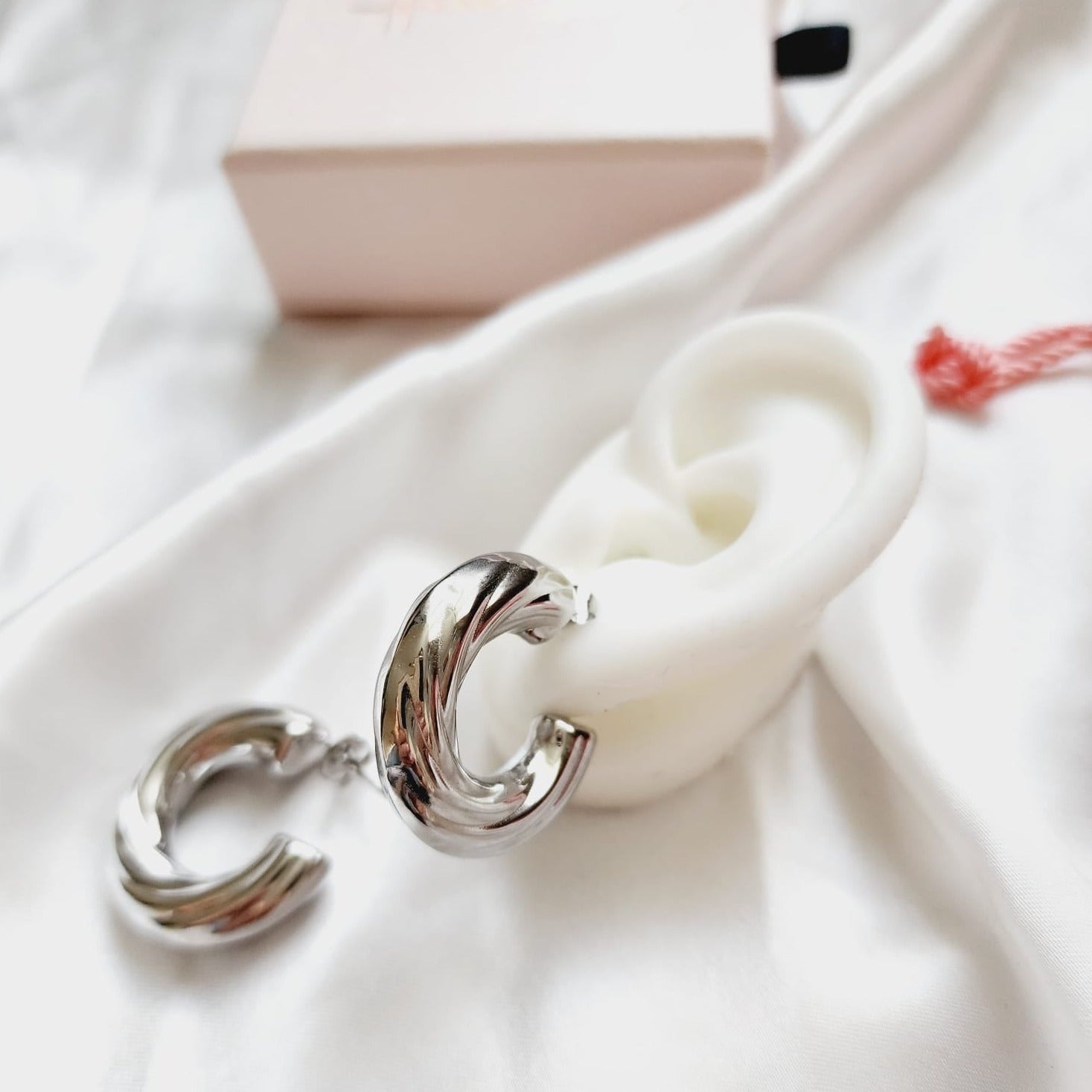 Silver Dainty Bold hoops, silver hoops, hypoallergenic earrings, Star studs, 18k gold plated earrings, Waterproof earrings, Silver and gold, Durable earrings, Elegant earrings, Timeless design, aesthetic earrings, timeless earrings, Fashion accessories, Stylish jewelry, stylish earrings, Versatile jewelry, Bold Earrings, Bold hoops, chunky hoops, chunky earrings, Special occasion jewelry, Everyday earrings, Premium quality studs, Affordable luxury Hypoallergenic earrings waterproof earrings